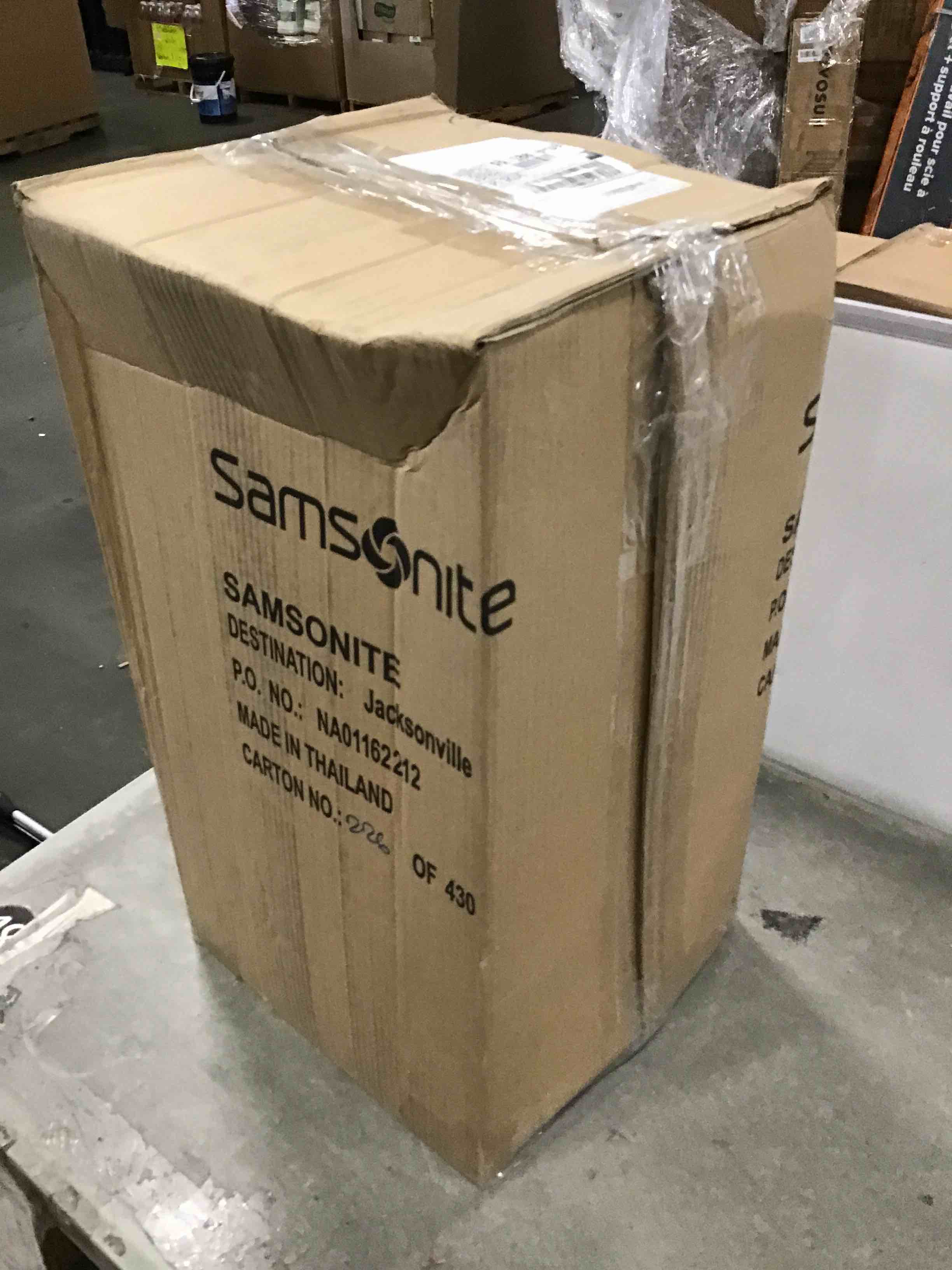 https://s3.amazonaws.com/lotting-images-prod/bidfta/PNK2186626_1746545343135.jpeg