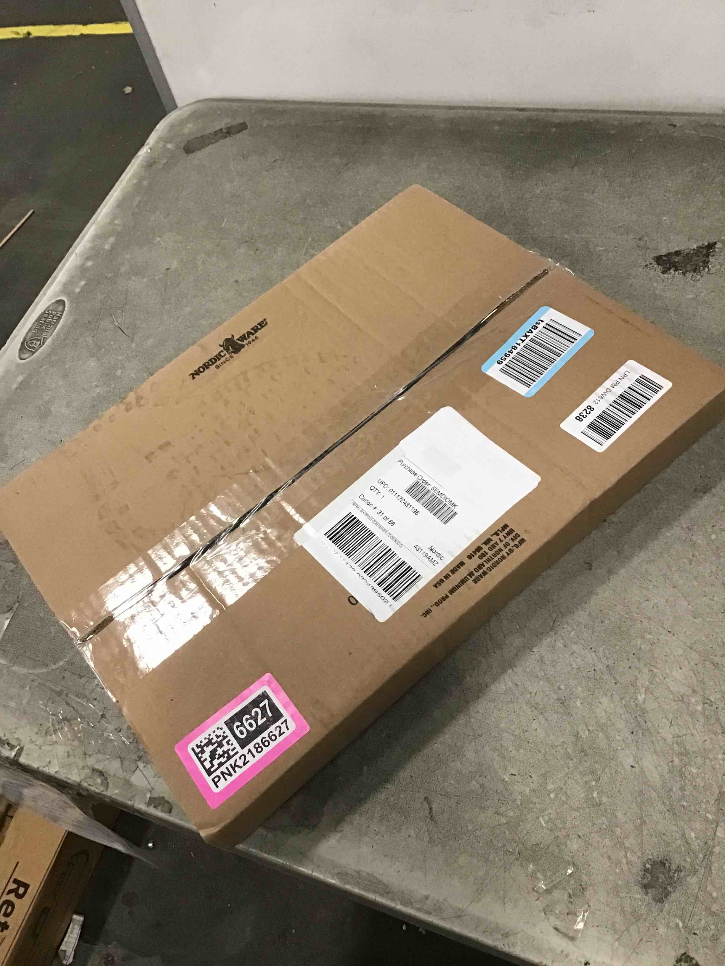 https://s3.amazonaws.com/lotting-images-prod/bidfta/PNK2186627_1746545387015.jpeg