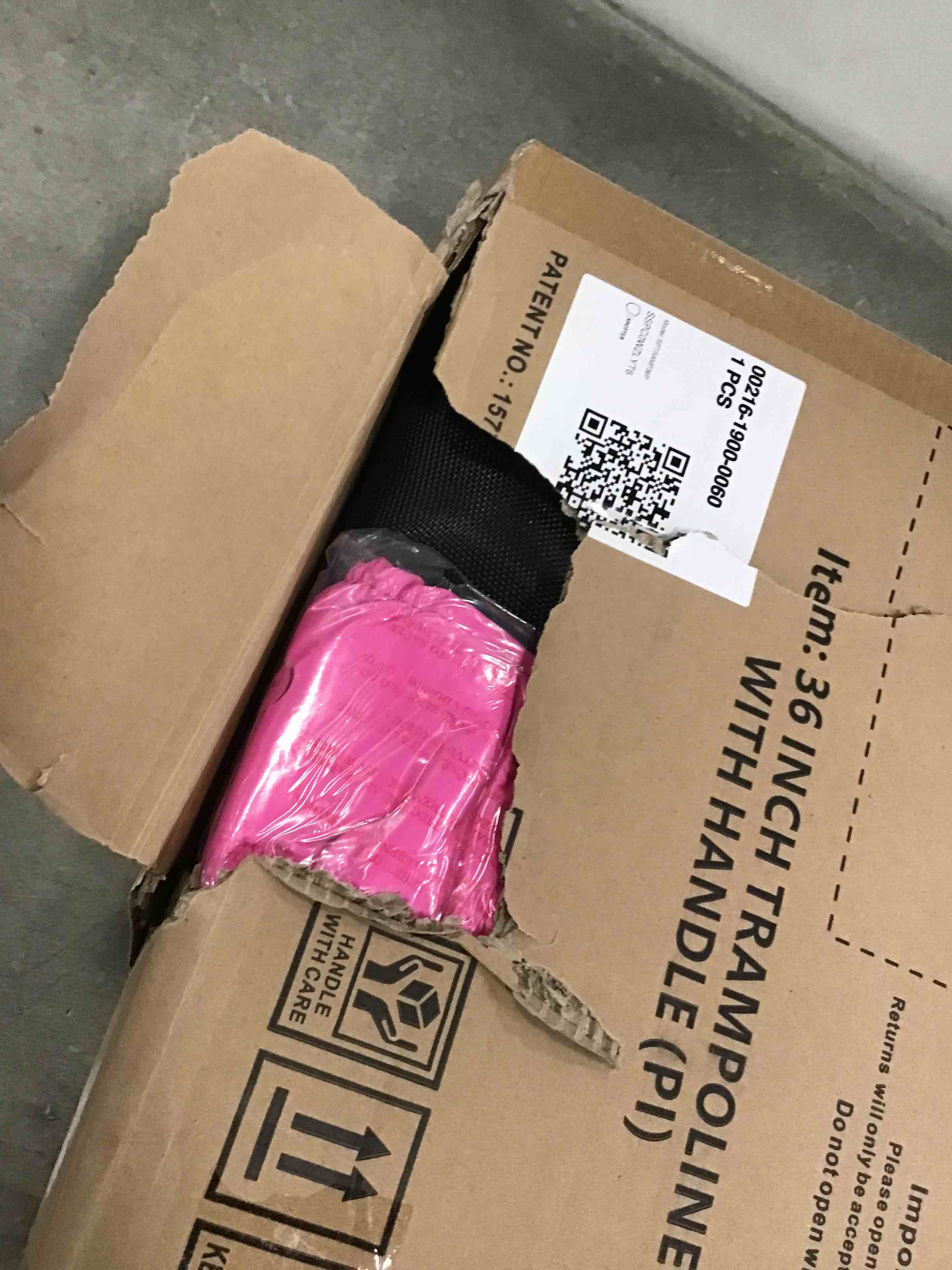 https://s3.amazonaws.com/lotting-images-prod/bidfta/PNK2186657_1746549222420.jpeg
