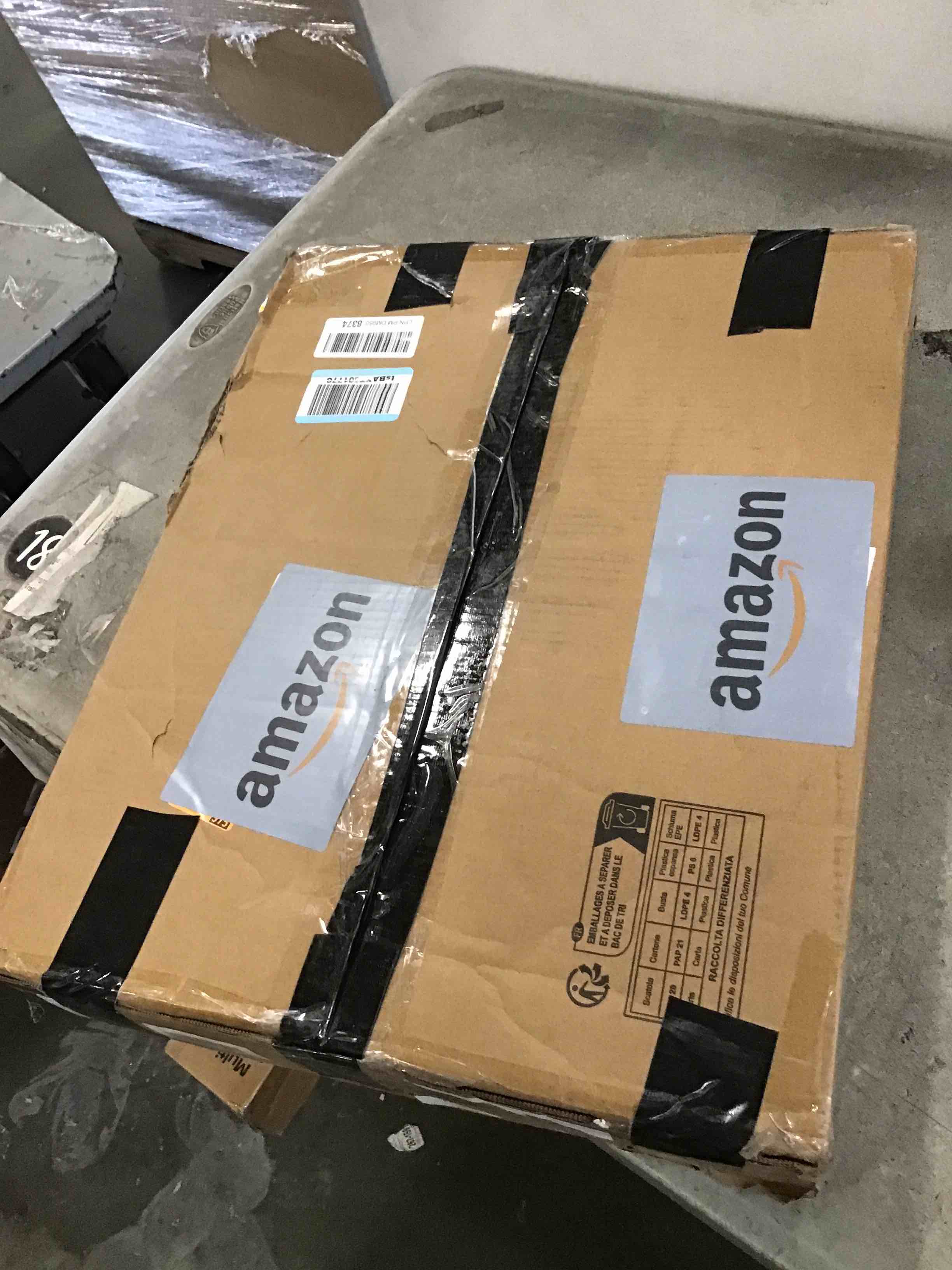 https://s3.amazonaws.com/lotting-images-prod/bidfta/PNK2186715_1746560413085.jpeg