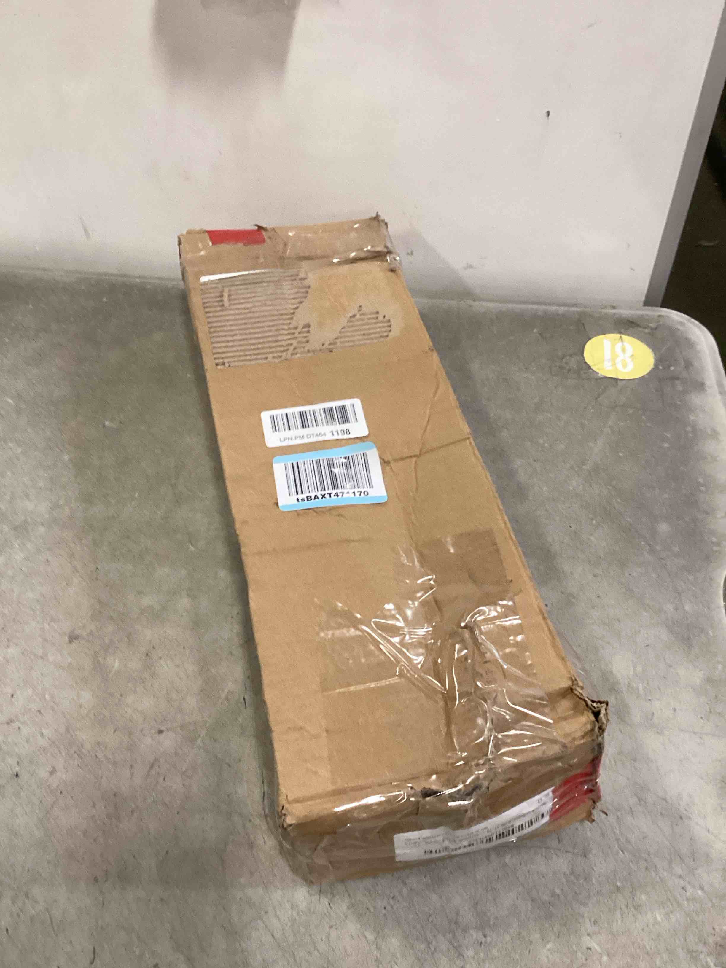 https://s3.amazonaws.com/lotting-images-prod/bidfta/PNK2186910_1746642116432.jpeg