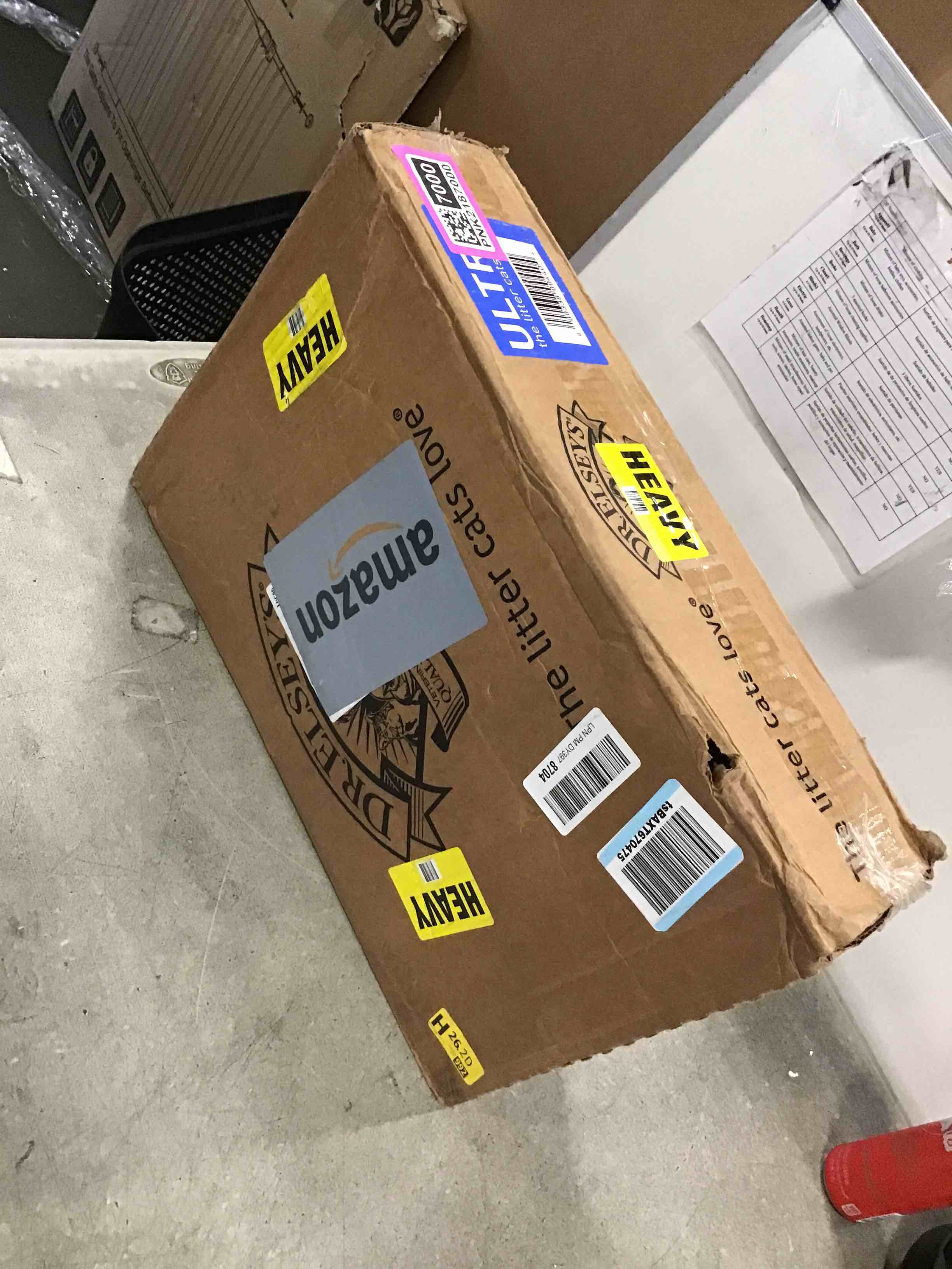 https://s3.amazonaws.com/lotting-images-prod/bidfta/PNK2187000_1746798023758.jpeg