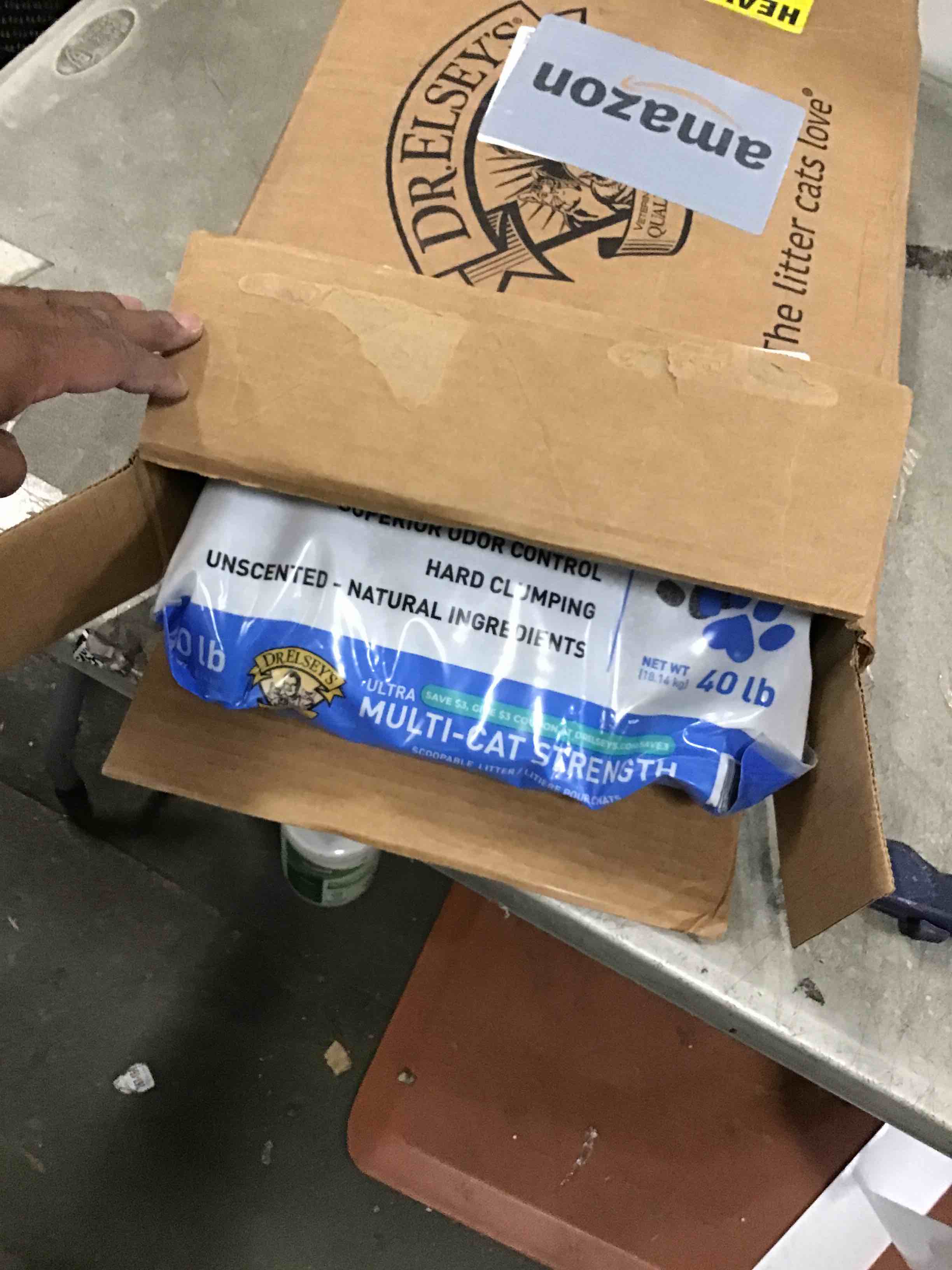 https://s3.amazonaws.com/lotting-images-prod/bidfta/PNK2187000_1746798073892.jpeg