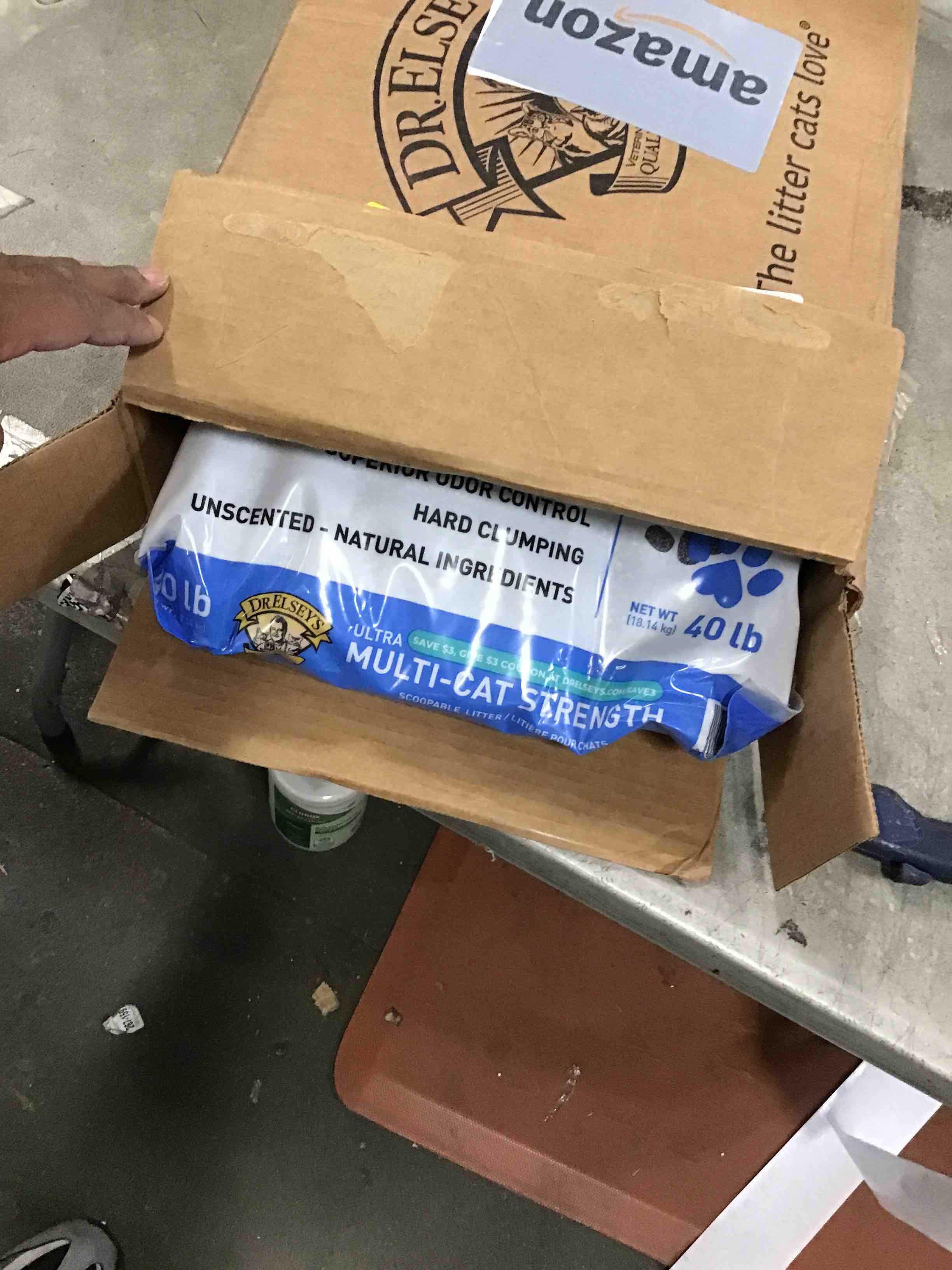 https://s3.amazonaws.com/lotting-images-prod/bidfta/PNK2187000_1746798076317.jpeg