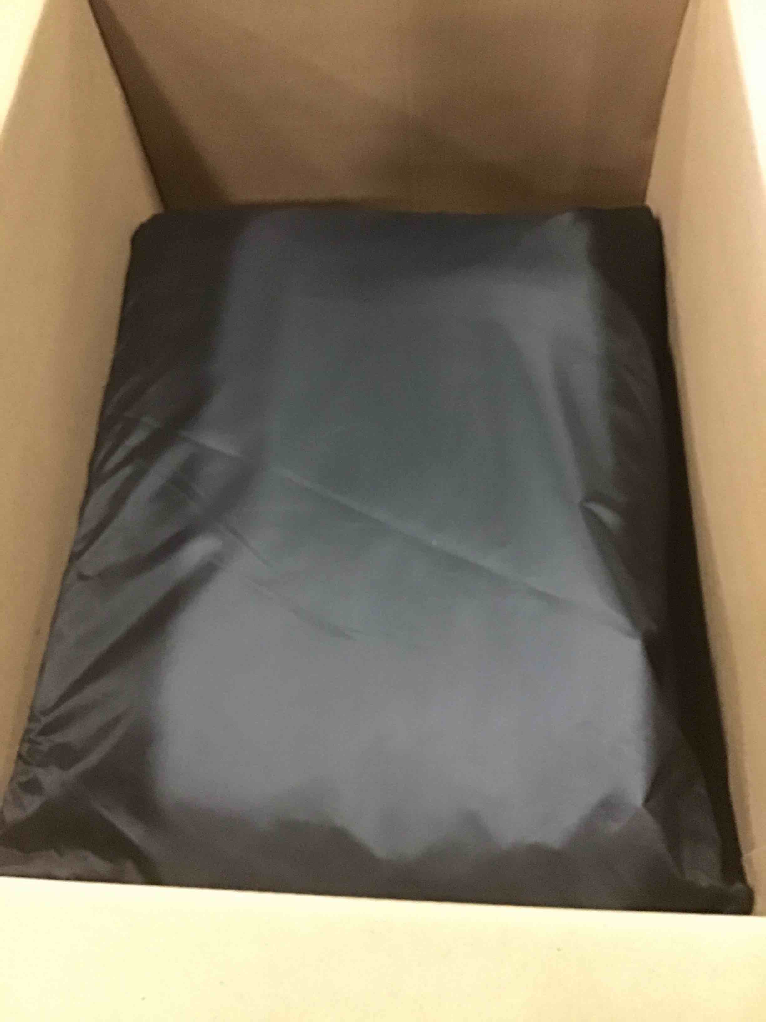 https://s3.amazonaws.com/lotting-images-prod/bidfta/PNK2187565_1749140880501.jpeg