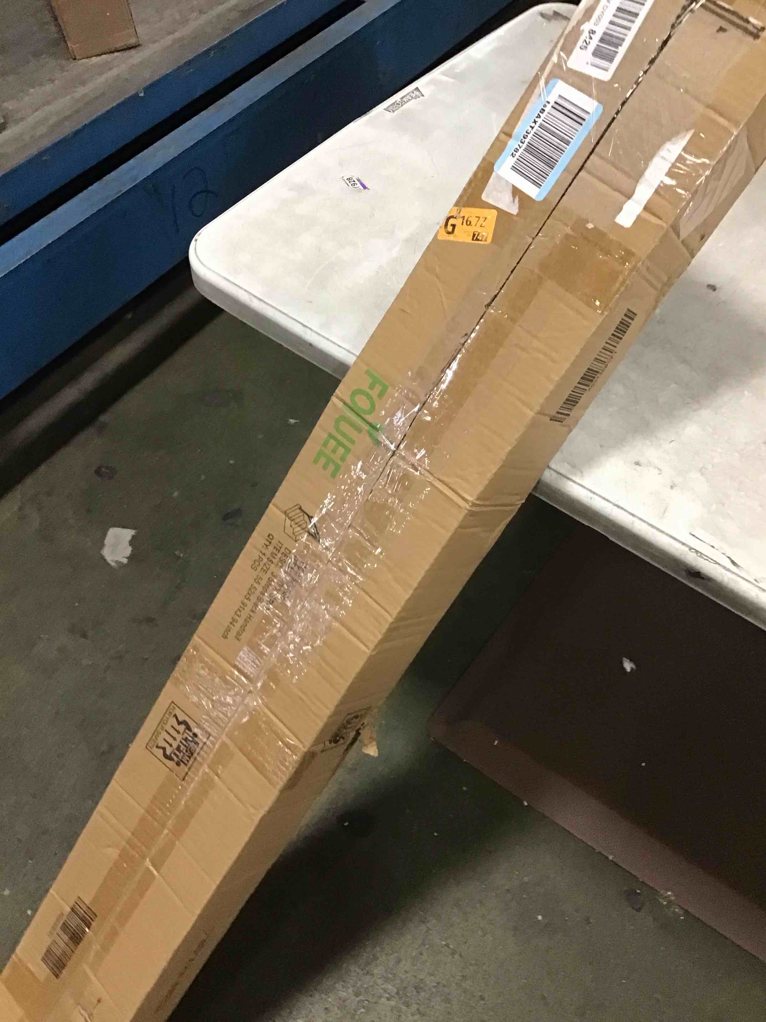 https://s3.amazonaws.com/lotting-images-prod/bidfta/PNK2187836_1749296407836.jpeg