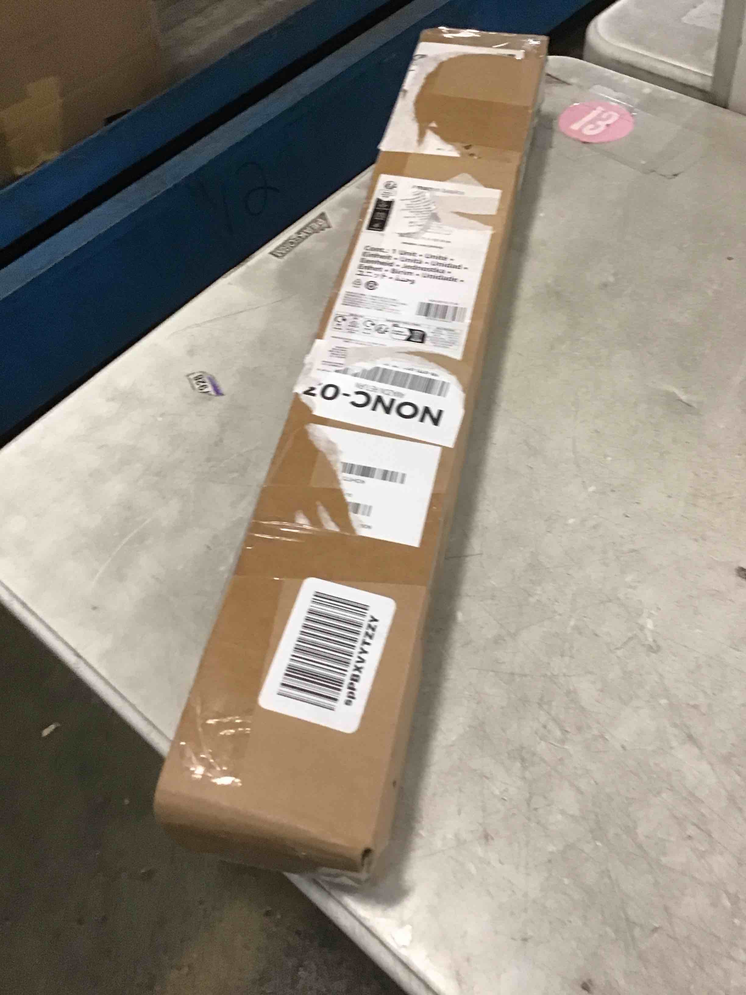 https://s3.amazonaws.com/lotting-images-prod/bidfta/PNK2187965_1749321285546.jpeg