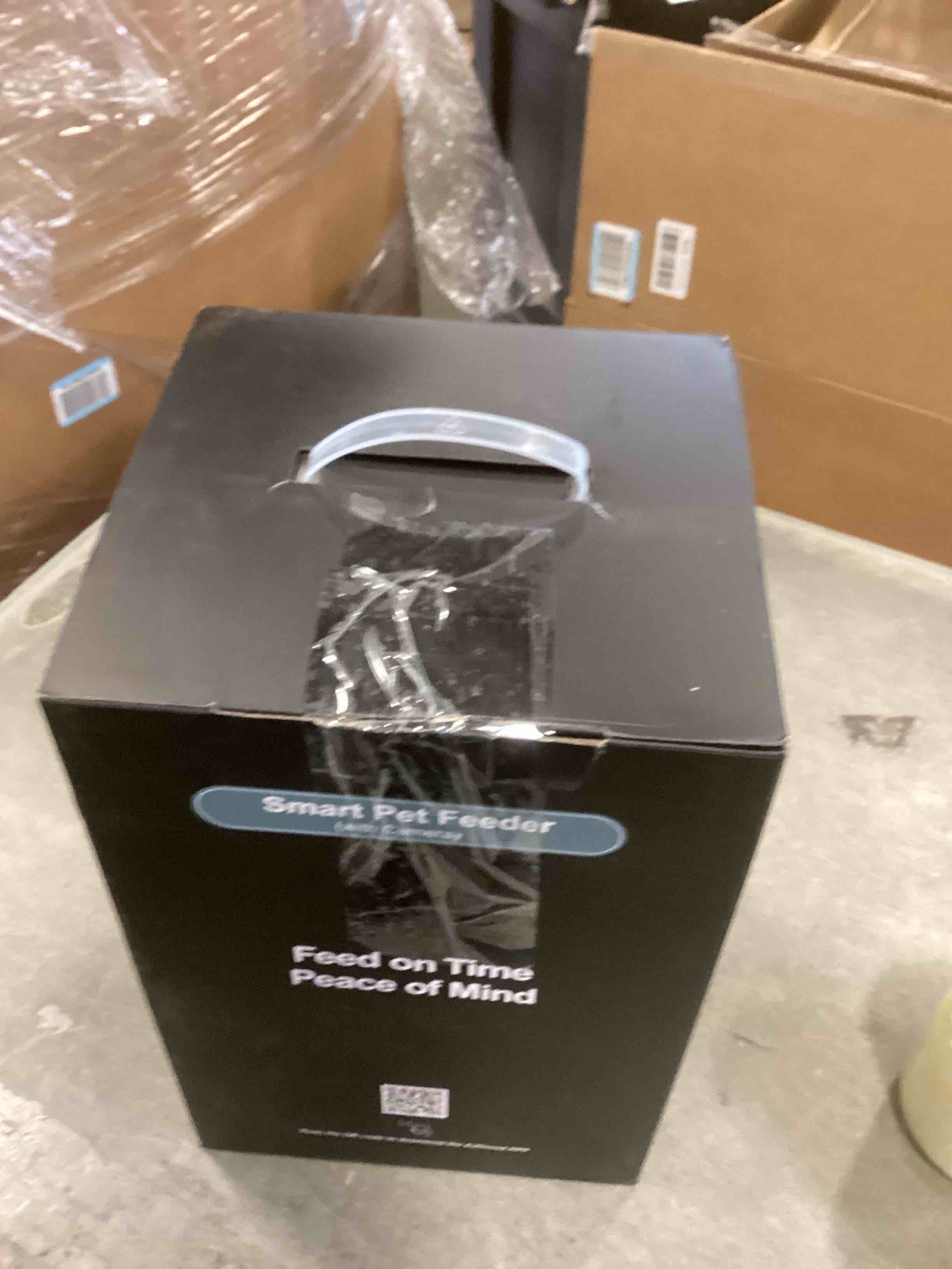 https://s3.amazonaws.com/lotting-images-prod/bidfta/PNK2189562_1743190605868.jpeg