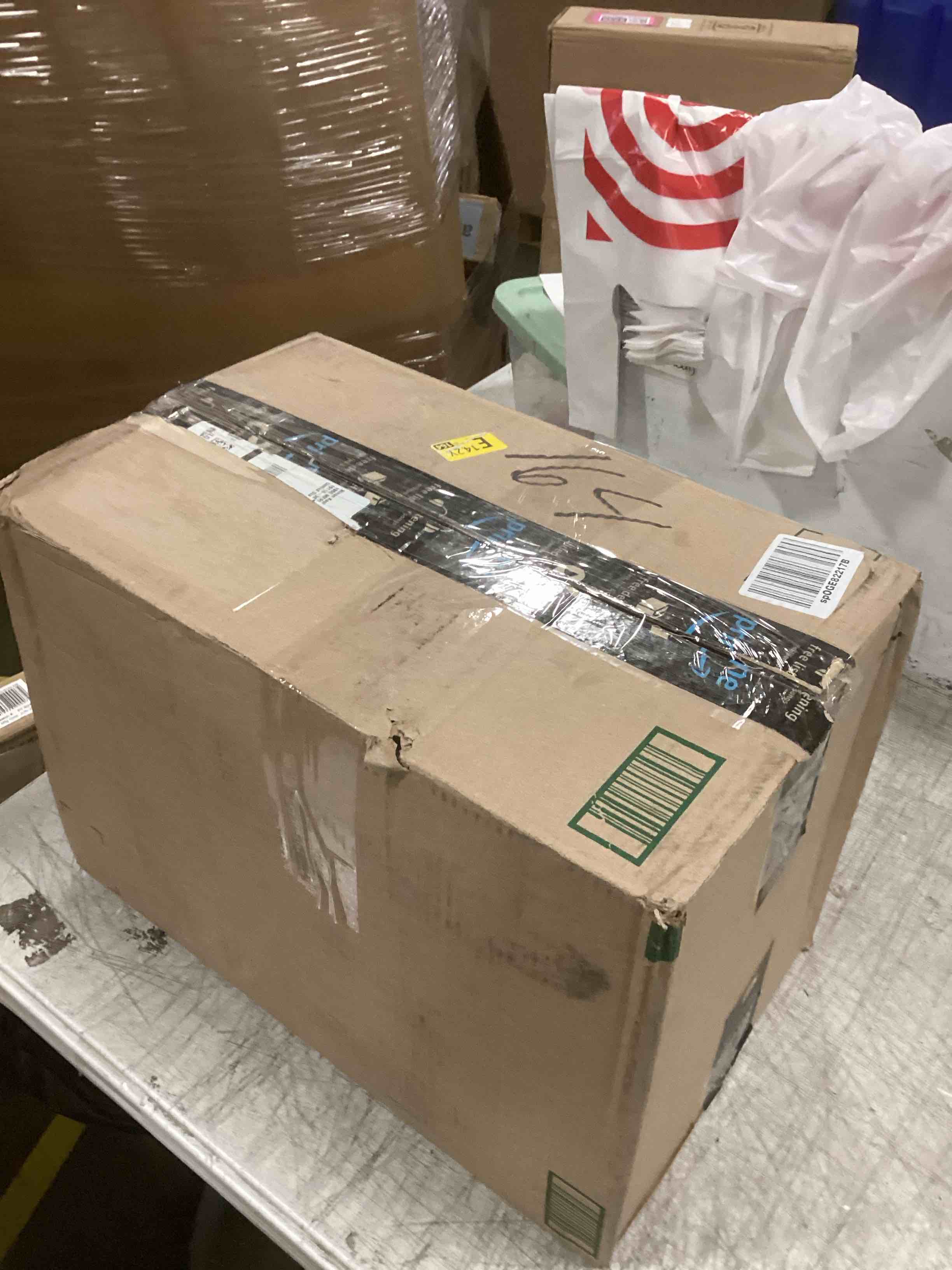 https://s3.amazonaws.com/lotting-images-prod/bidfta/PNK2189718_1743436851613.jpeg