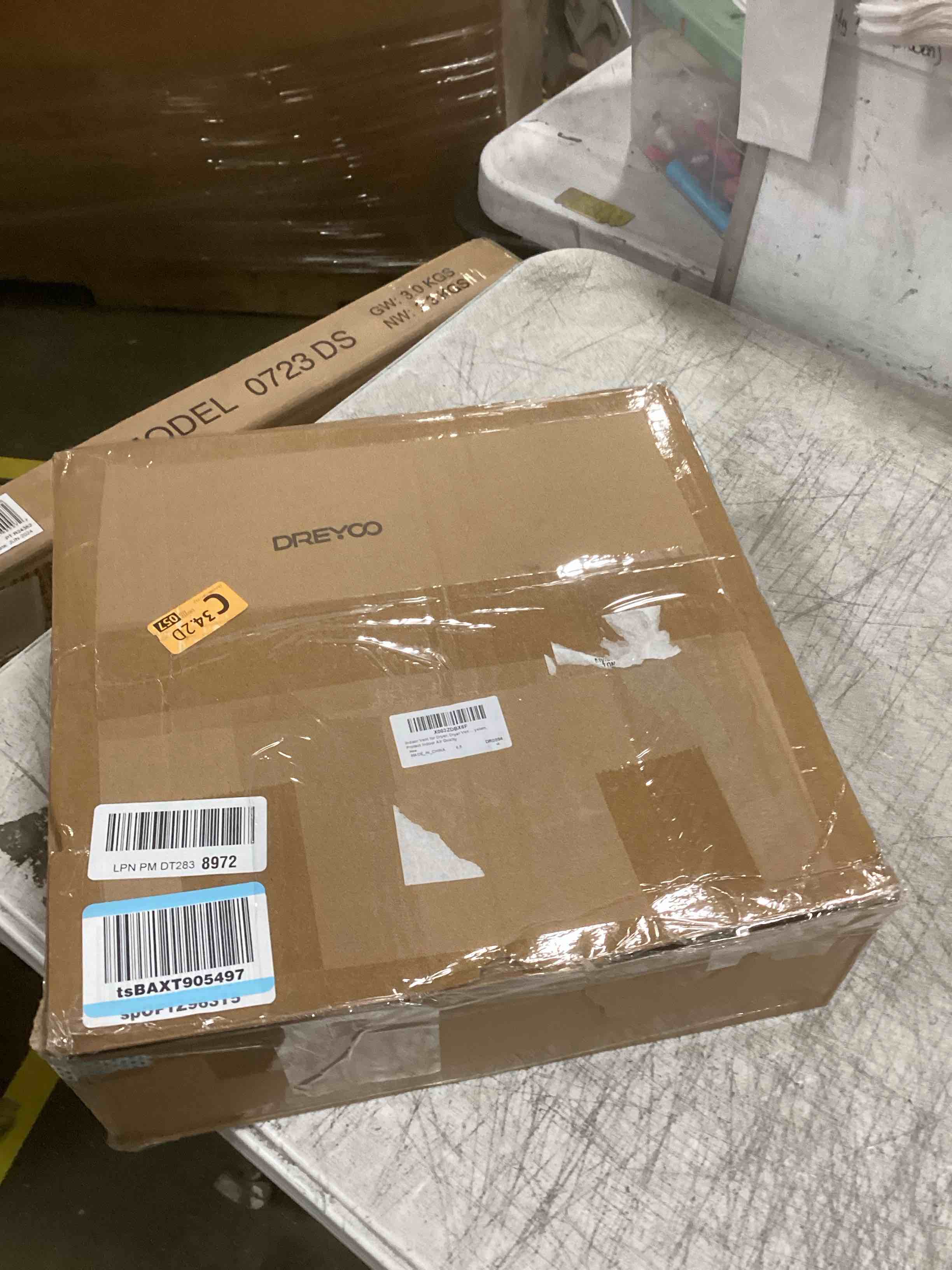 https://s3.amazonaws.com/lotting-images-prod/bidfta/PNK2189725_1743437595671.jpeg
