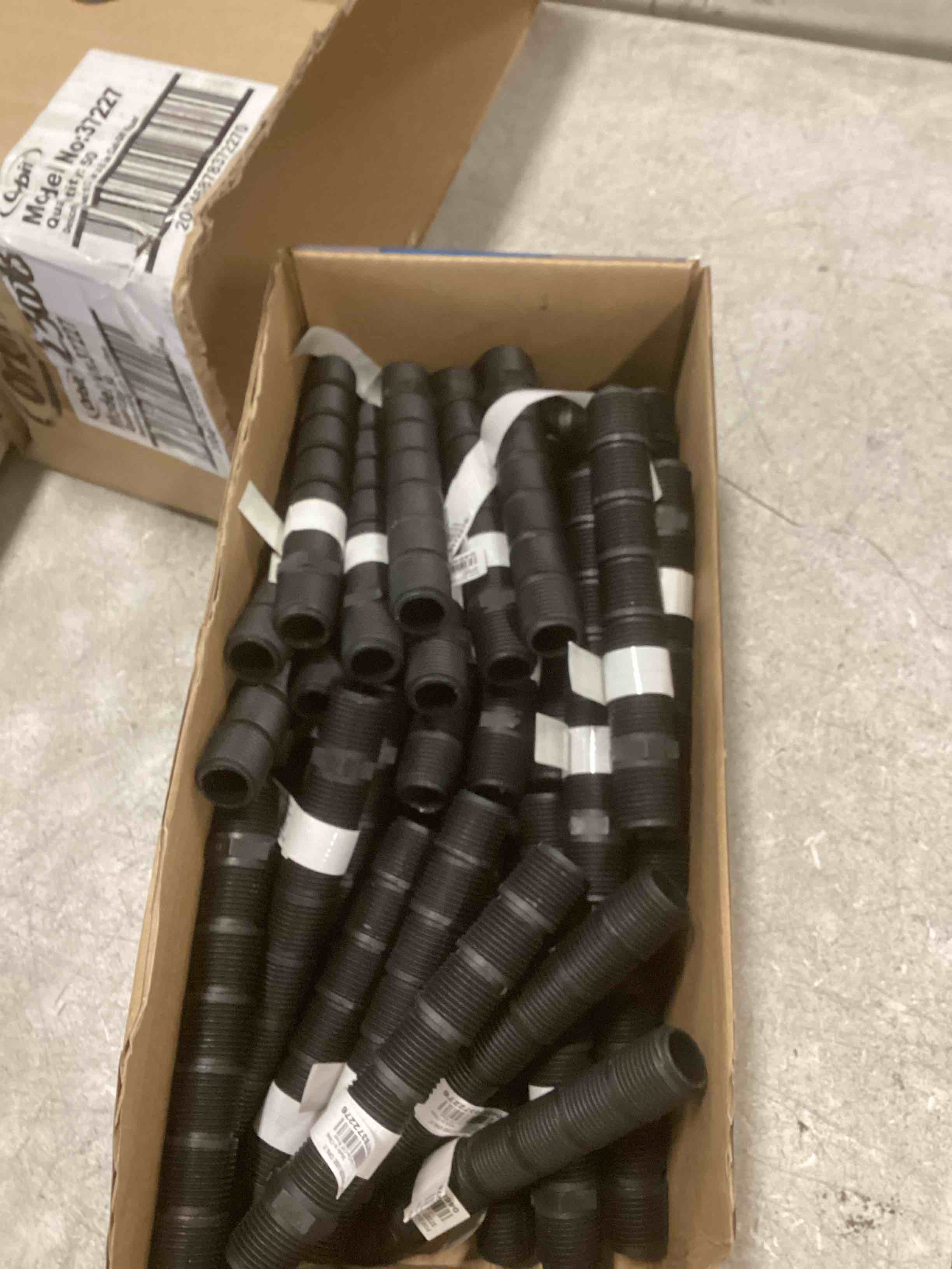 https://s3.amazonaws.com/lotting-images-prod/bidfta/PNK2189965_1743517597735.jpeg