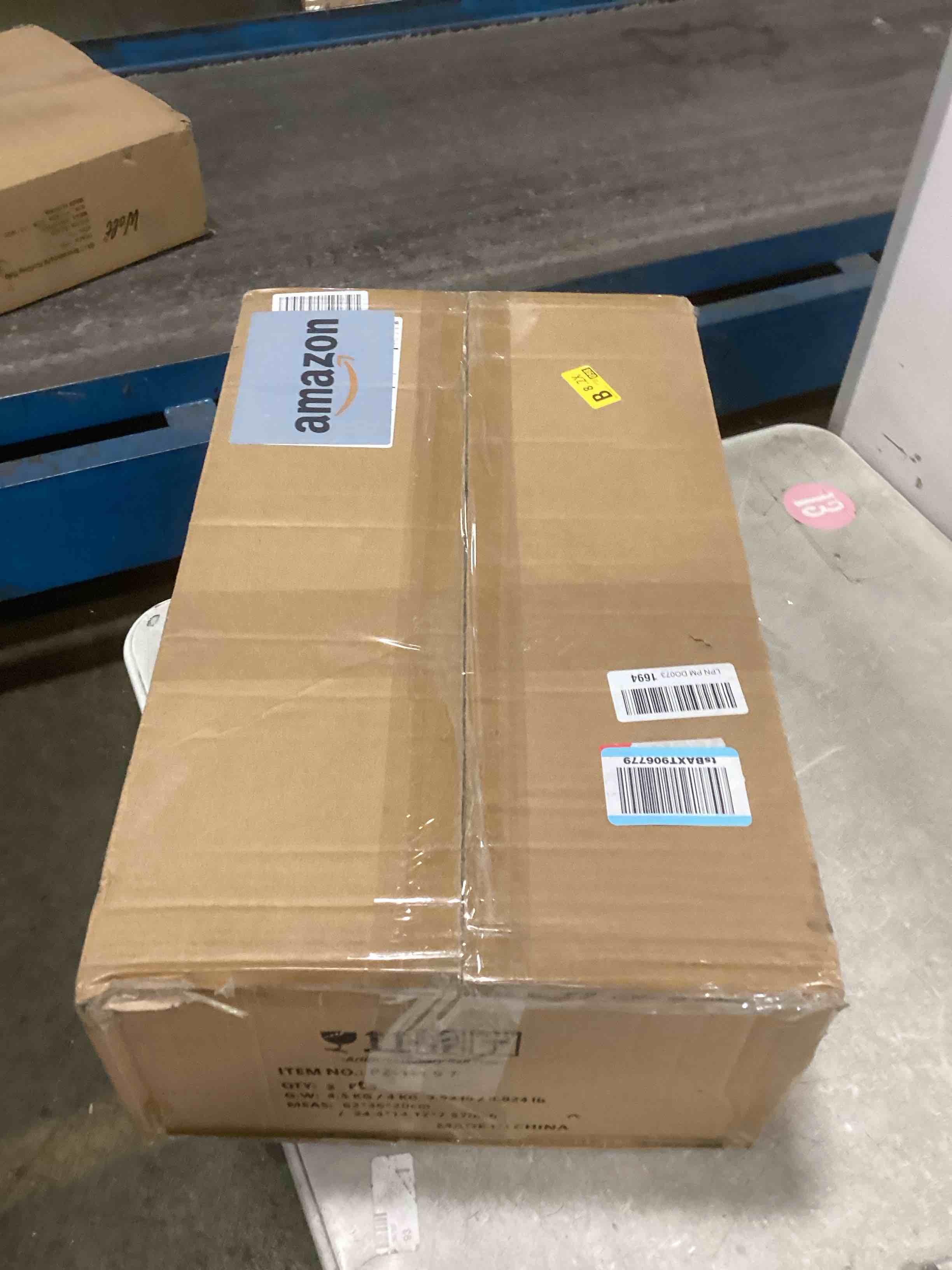 https://s3.amazonaws.com/lotting-images-prod/bidfta/PNK2190411_1743685812124.jpeg