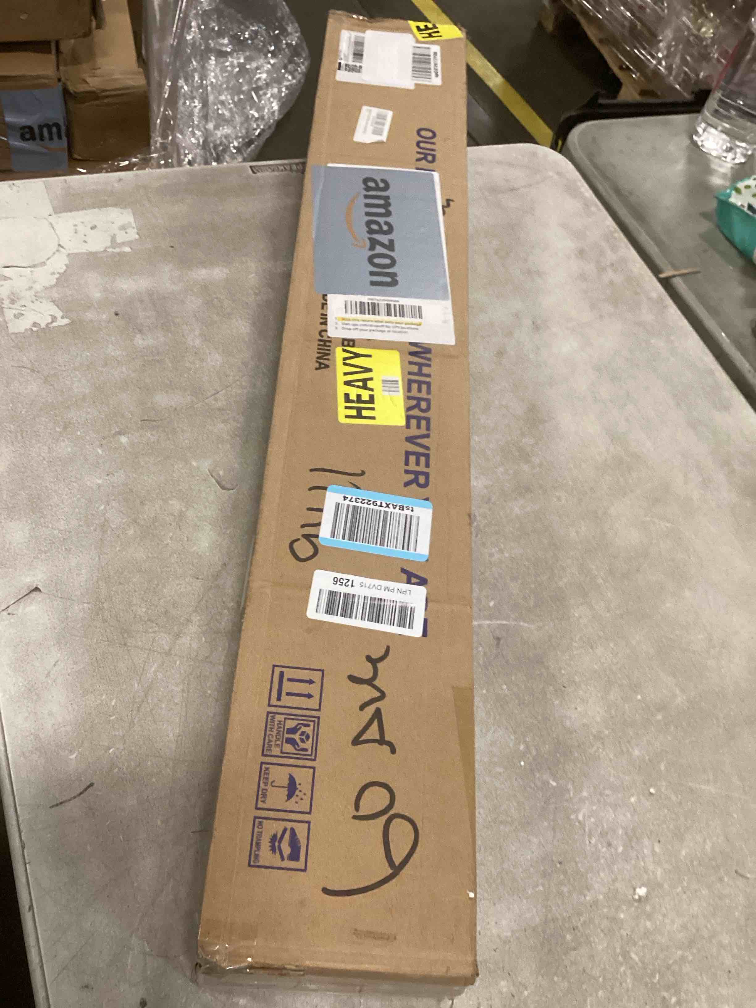 https://s3.amazonaws.com/lotting-images-prod/bidfta/PNK2191246_1743791553619.jpeg