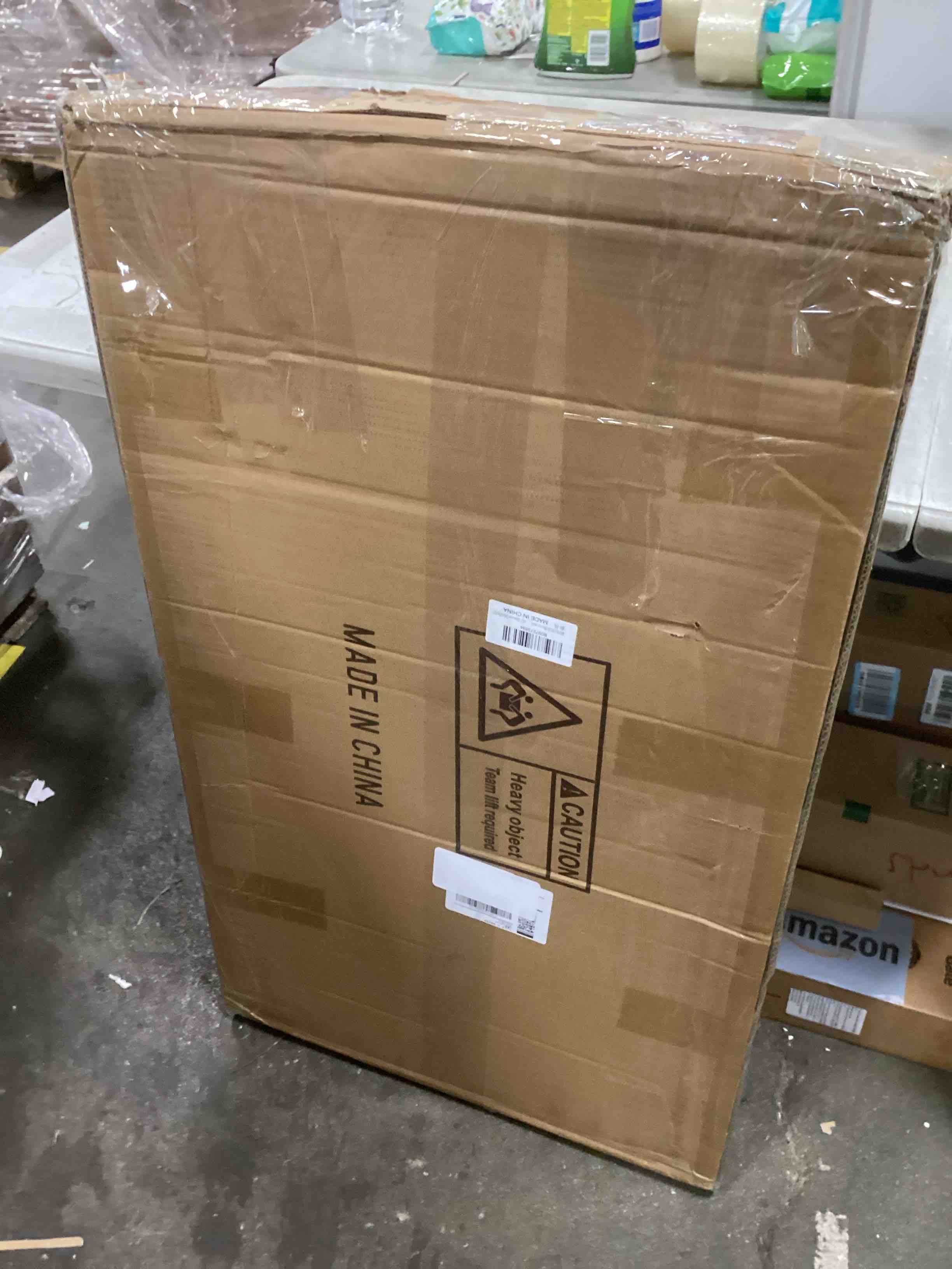 https://s3.amazonaws.com/lotting-images-prod/bidfta/PNK2191249_1743791887581.jpeg