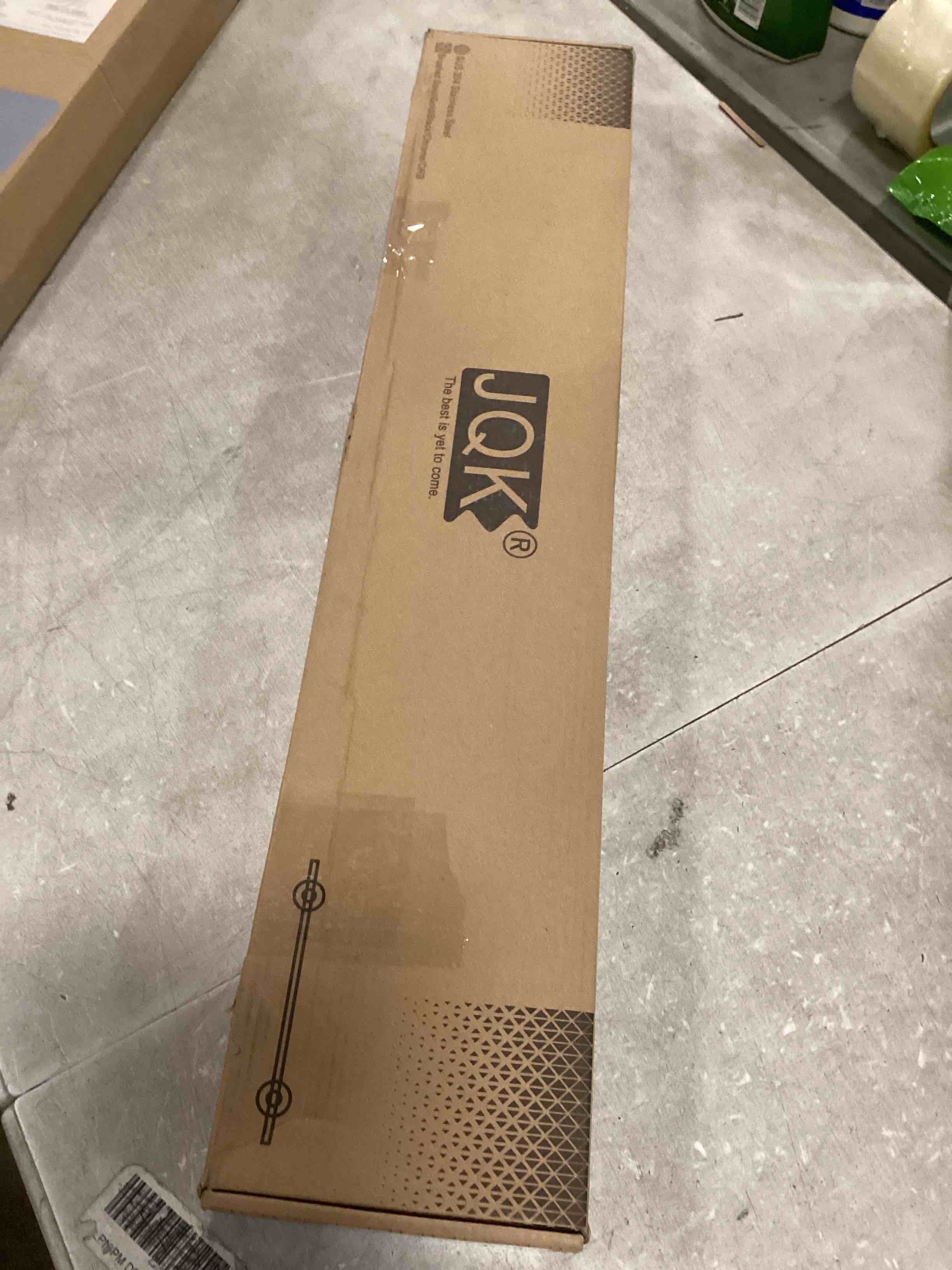 https://s3.amazonaws.com/lotting-images-prod/bidfta/PNK2191271_1743795043640.jpeg