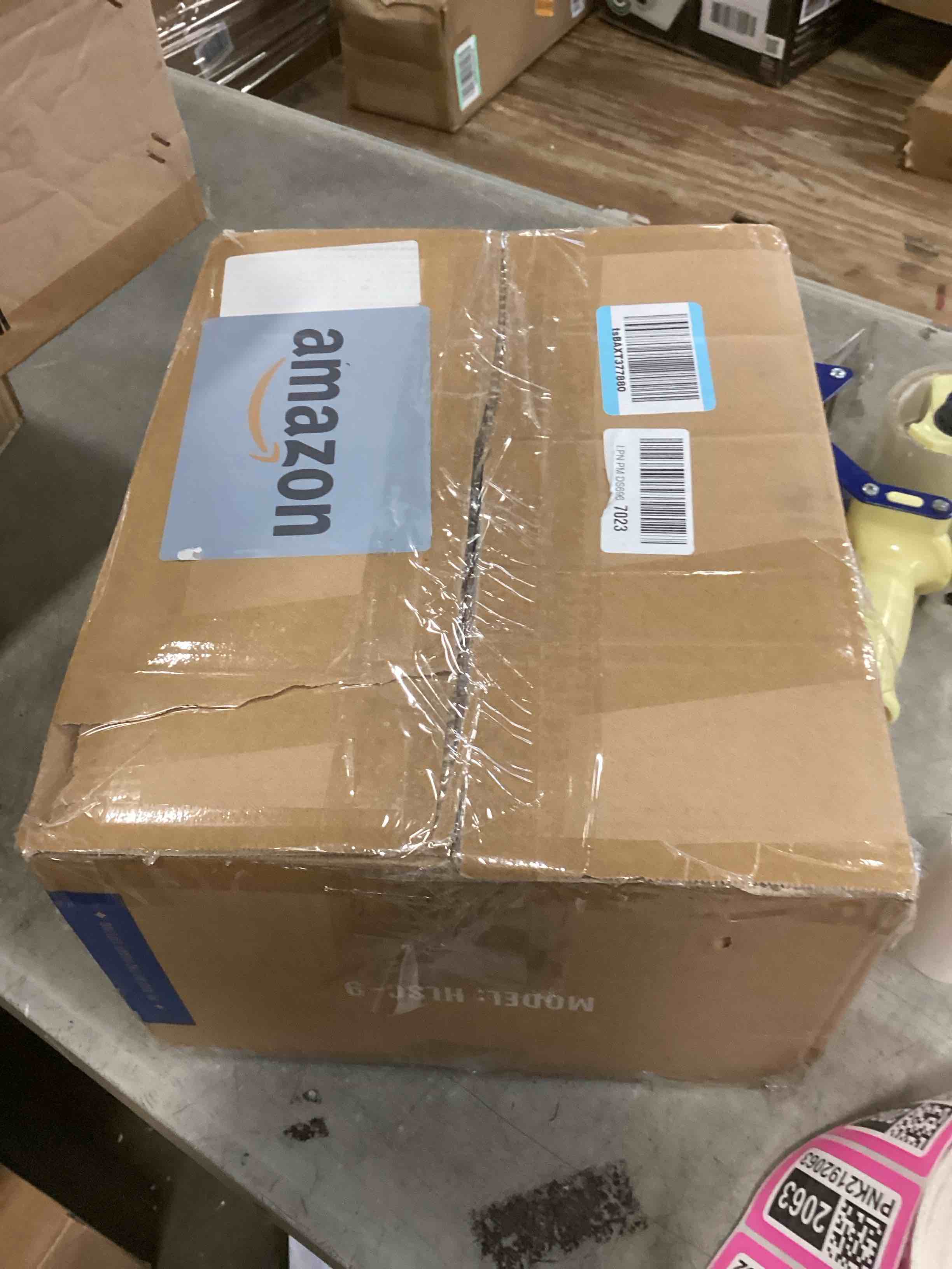 https://s3.amazonaws.com/lotting-images-prod/bidfta/PNK2192062_1744296638841.jpeg