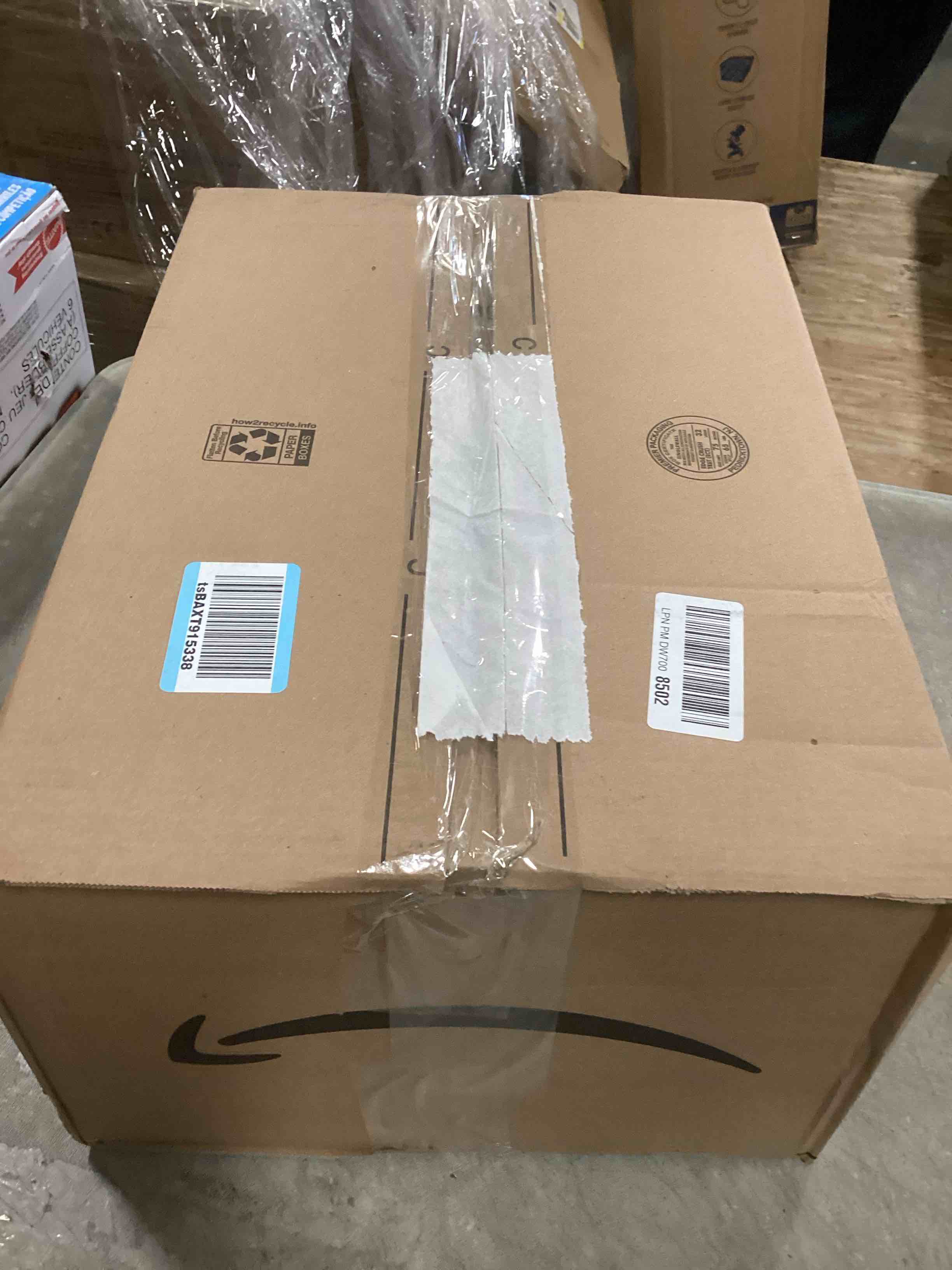 https://s3.amazonaws.com/lotting-images-prod/bidfta/PNK2192566_1744723407818.jpeg