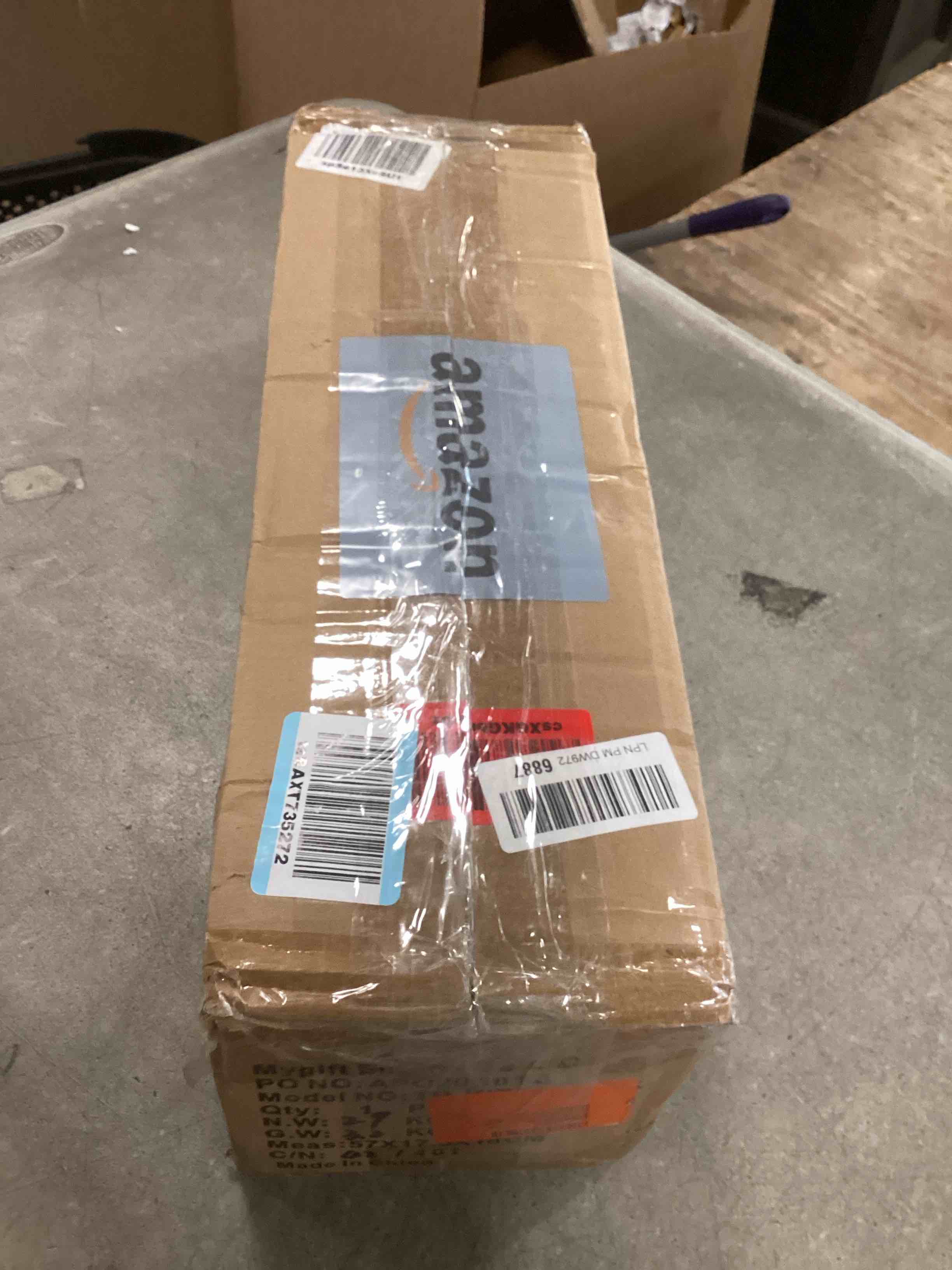 https://s3.amazonaws.com/lotting-images-prod/bidfta/PNK2192792_1744805985574.jpeg