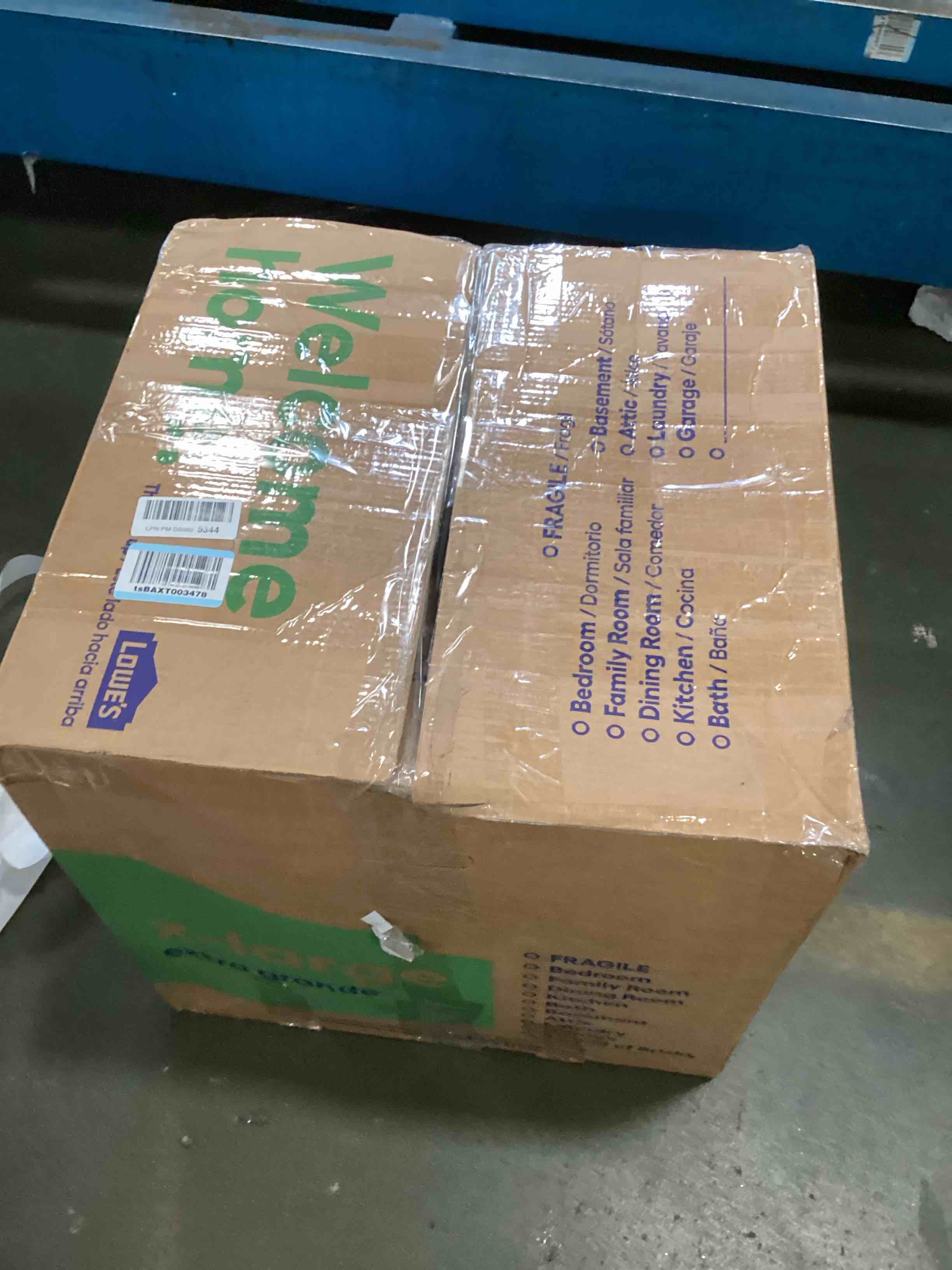 https://s3.amazonaws.com/lotting-images-prod/bidfta/PNK2193223_1744915597205.jpeg