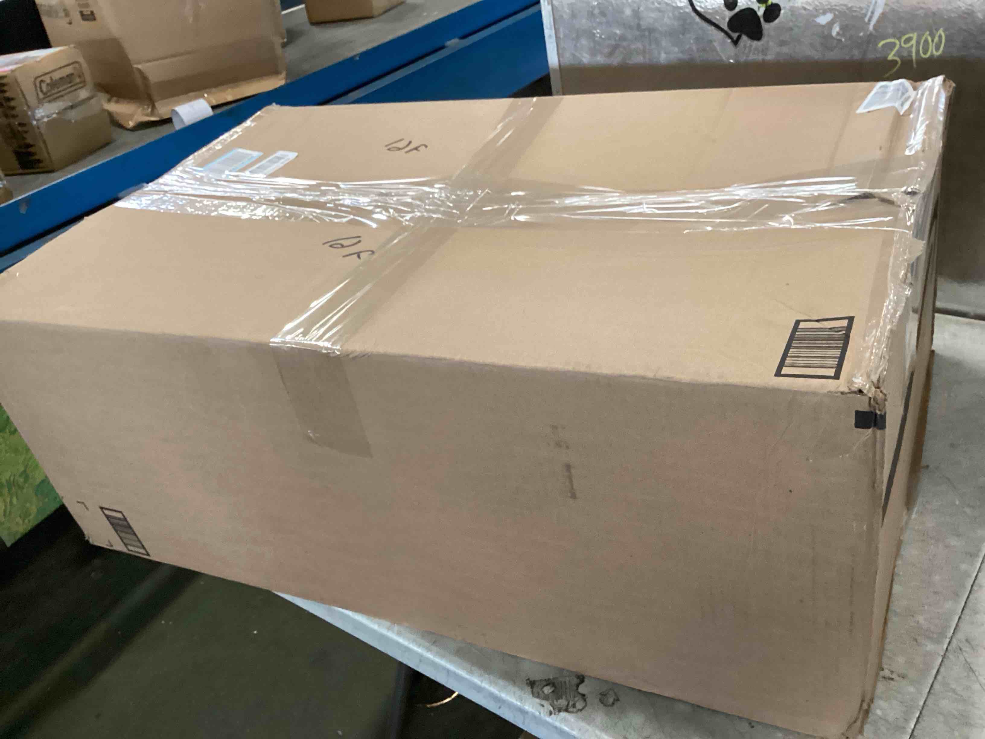 https://s3.amazonaws.com/lotting-images-prod/bidfta/PNK2193326_1745413533830.jpeg