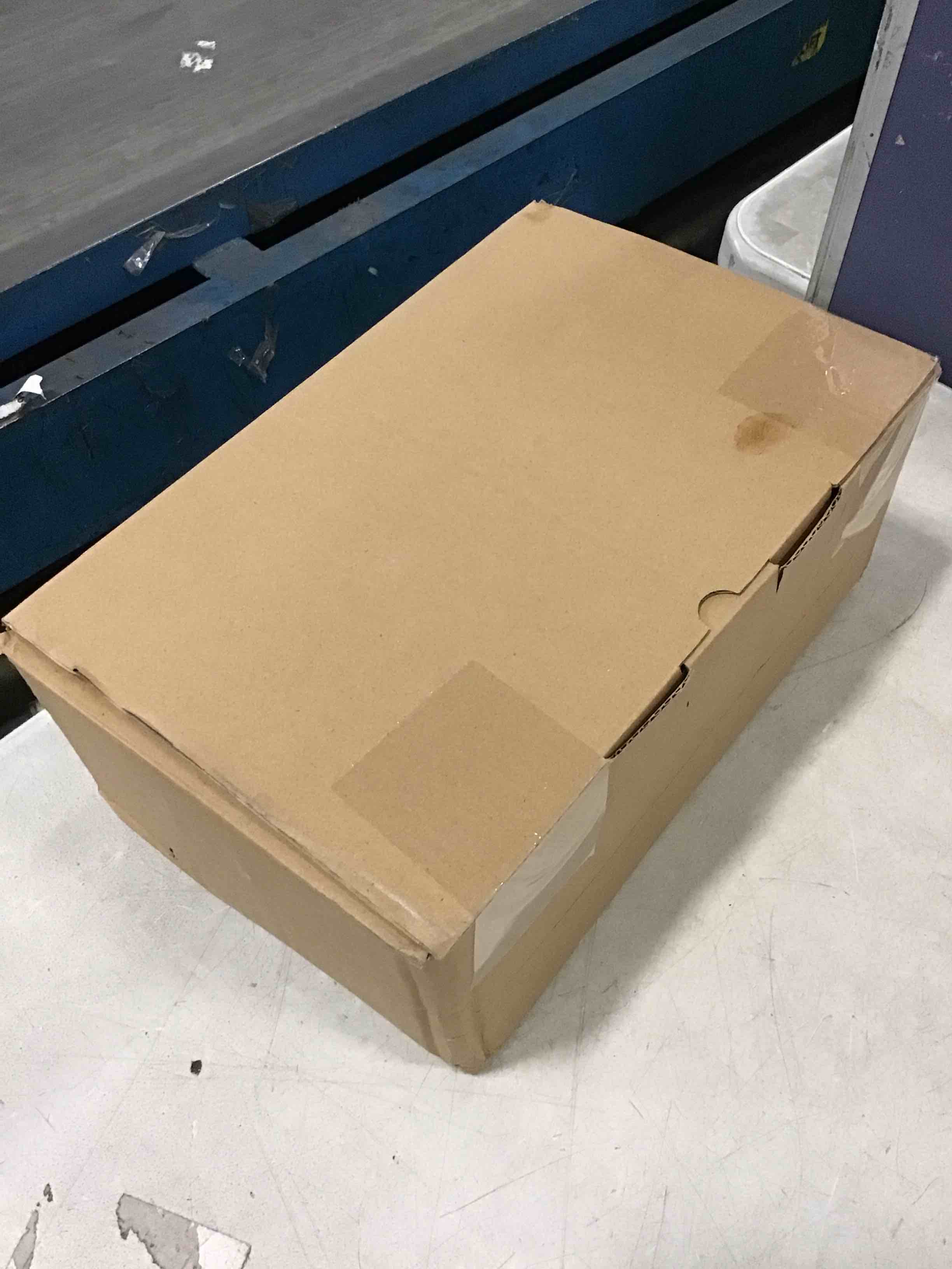 https://s3.amazonaws.com/lotting-images-prod/bidfta/PNK2195323_1744634887163.jpeg