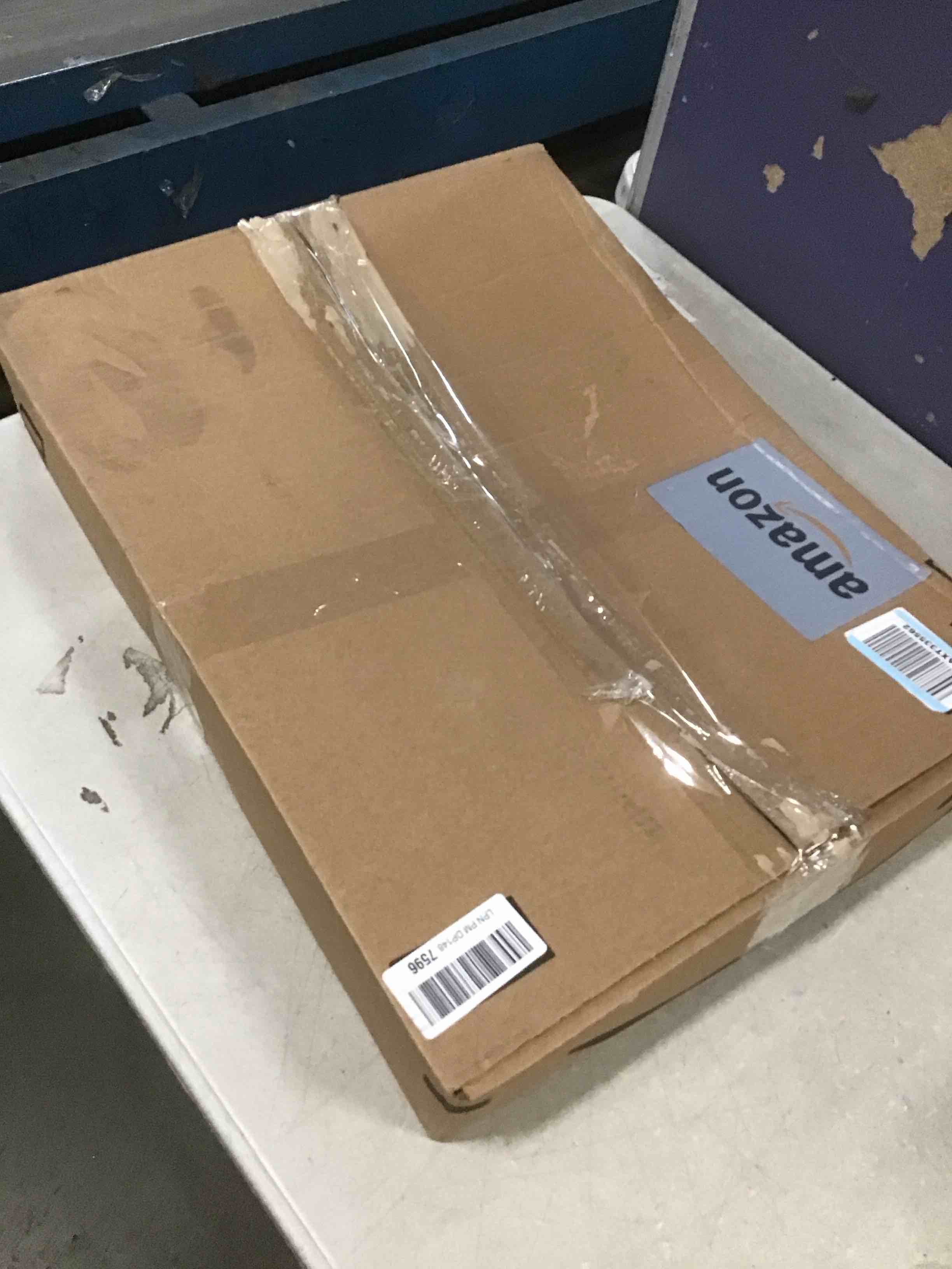 https://s3.amazonaws.com/lotting-images-prod/bidfta/PNK2196261_1744983191309.jpeg