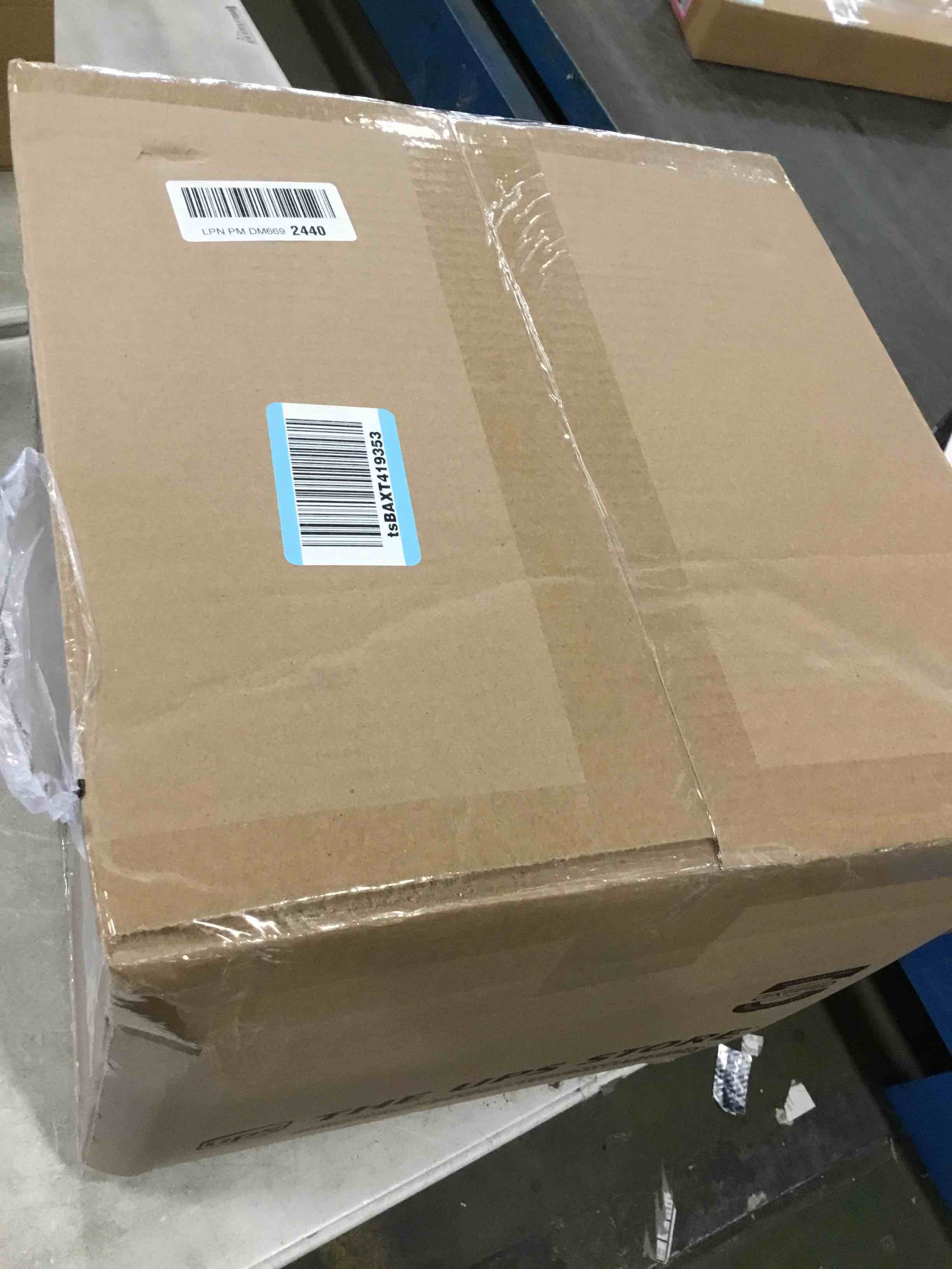 https://s3.amazonaws.com/lotting-images-prod/bidfta/PNK2197198_1742564503447.jpeg