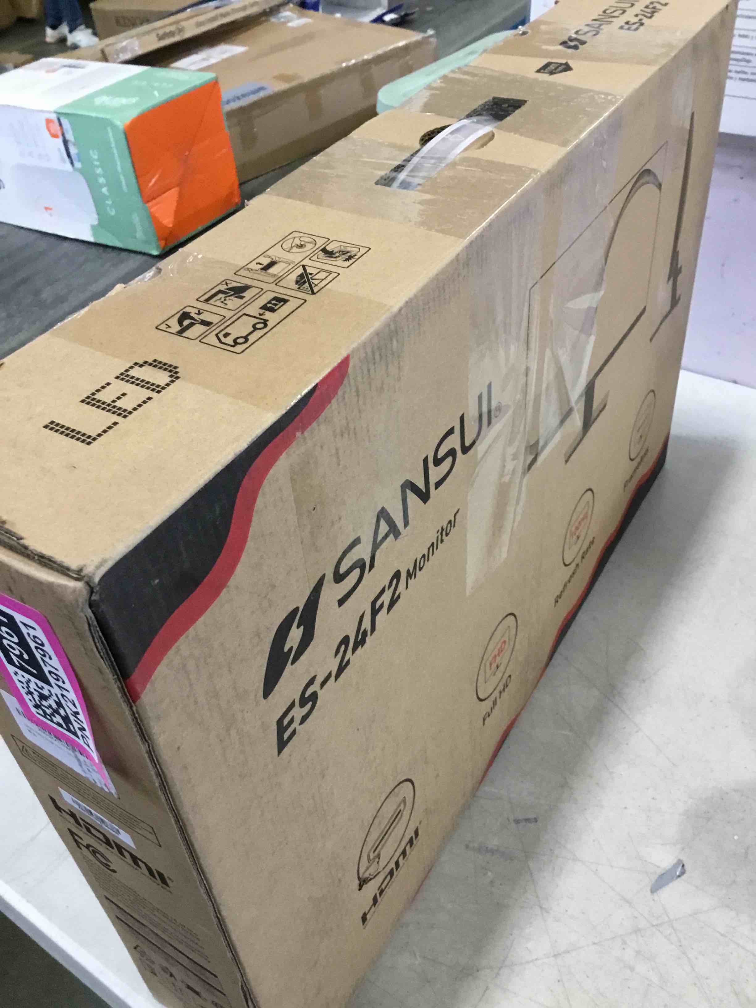 https://s3.amazonaws.com/lotting-images-prod/bidfta/PNK2197961_1743012933134.jpeg