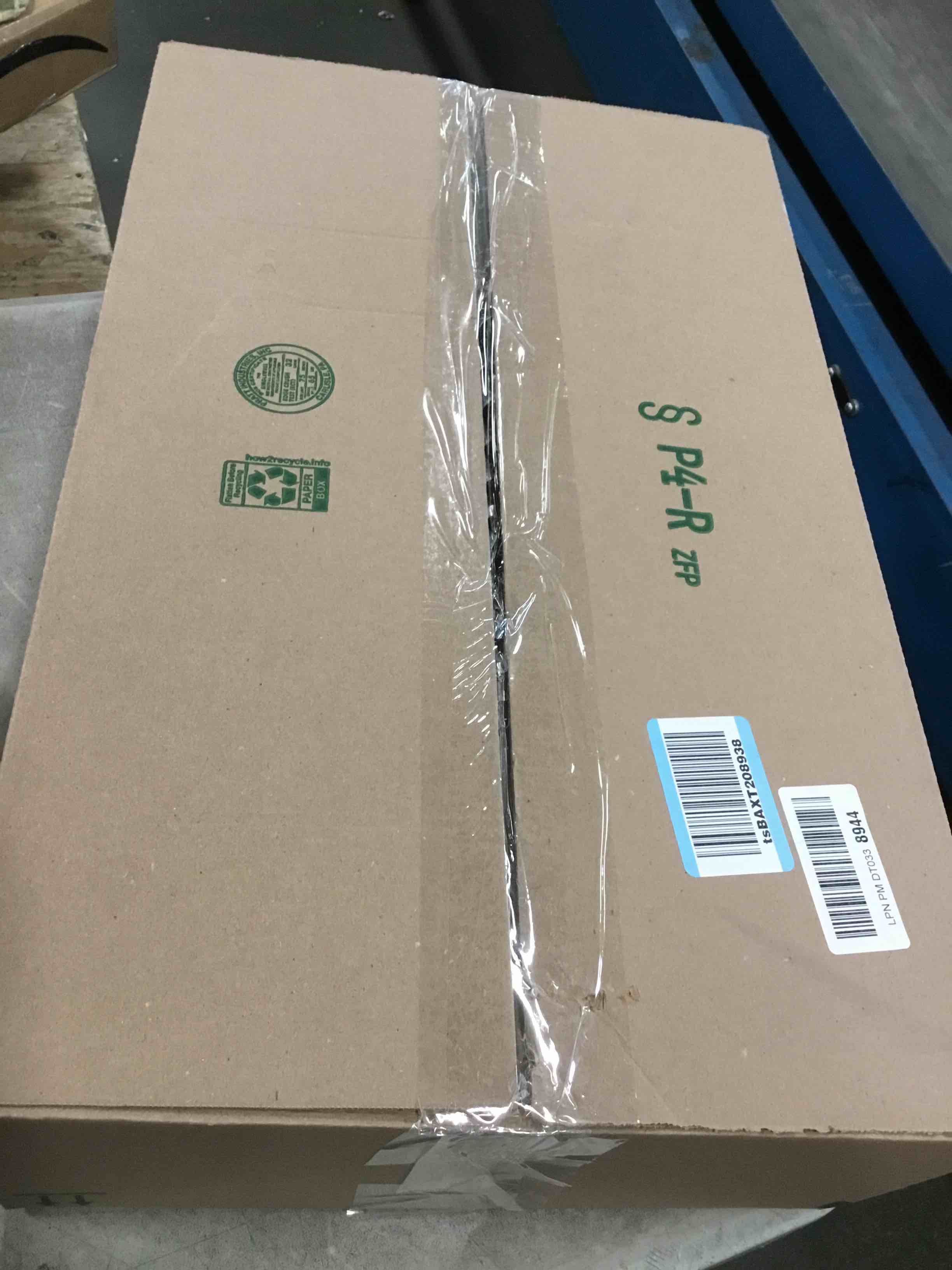 https://s3.amazonaws.com/lotting-images-prod/bidfta/PNK2198166_1743098164465.jpeg