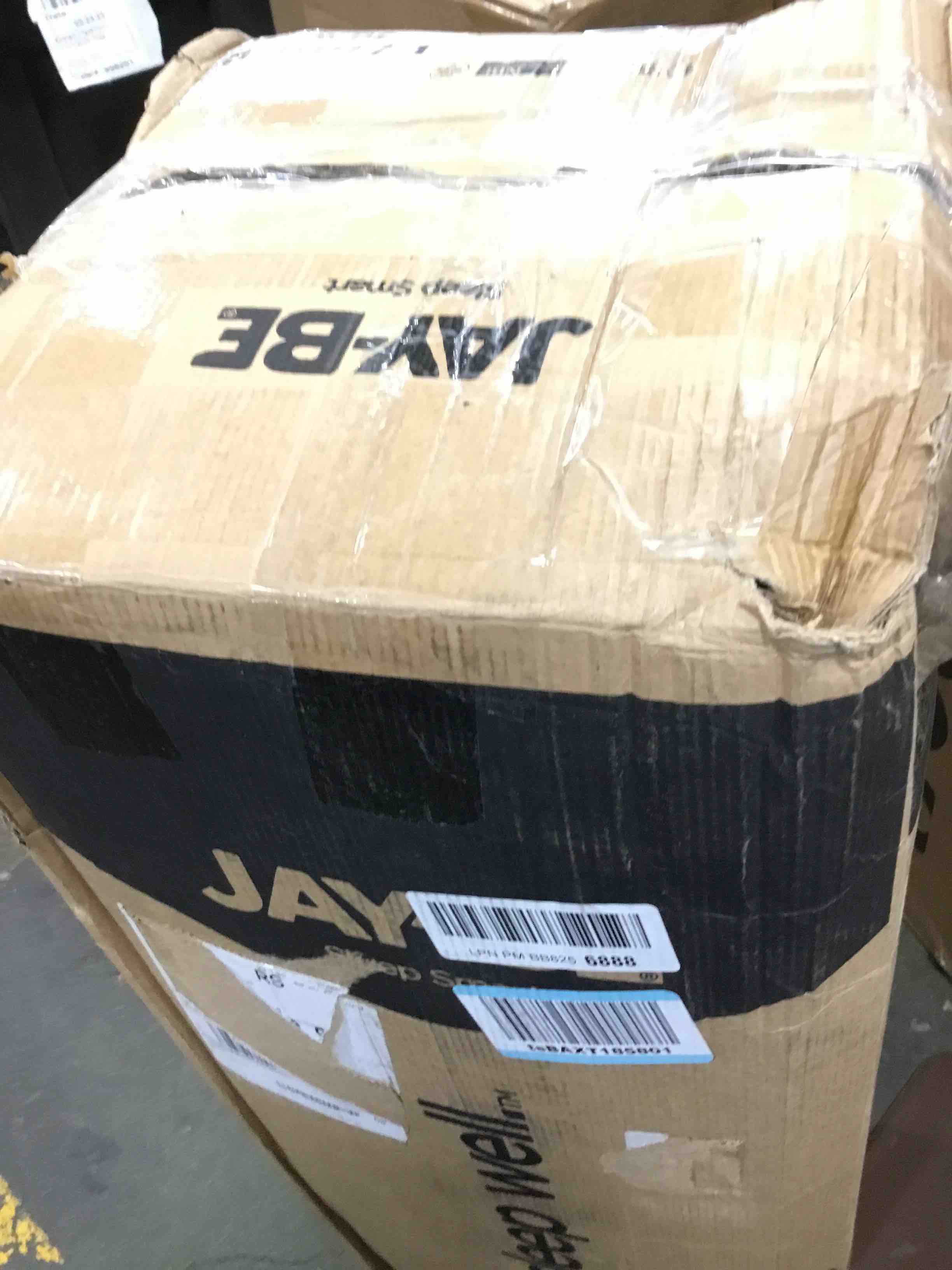 https://s3.amazonaws.com/lotting-images-prod/bidfta/PNK2198291_1743169653868.jpeg