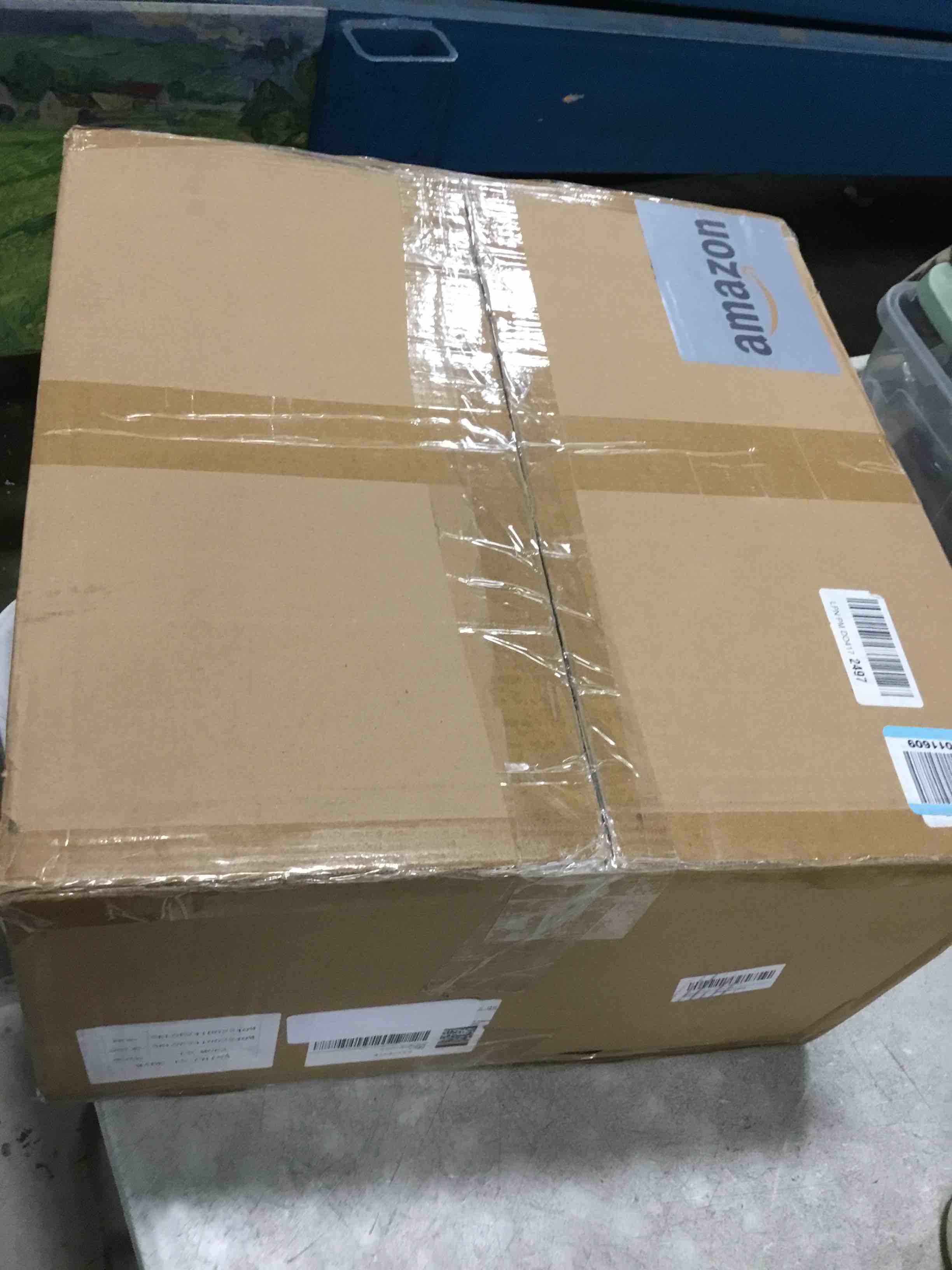 https://s3.amazonaws.com/lotting-images-prod/bidfta/PNK2198513_1743427410869.jpeg