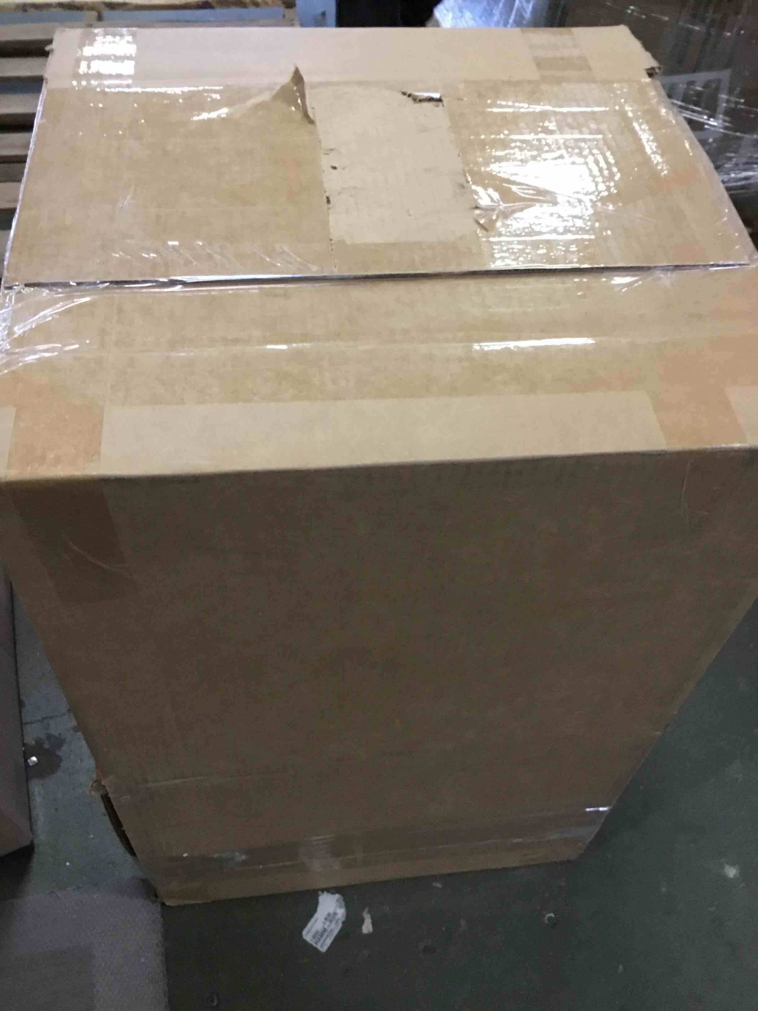 https://s3.amazonaws.com/lotting-images-prod/bidfta/PNK2198975_1743532711316.jpeg