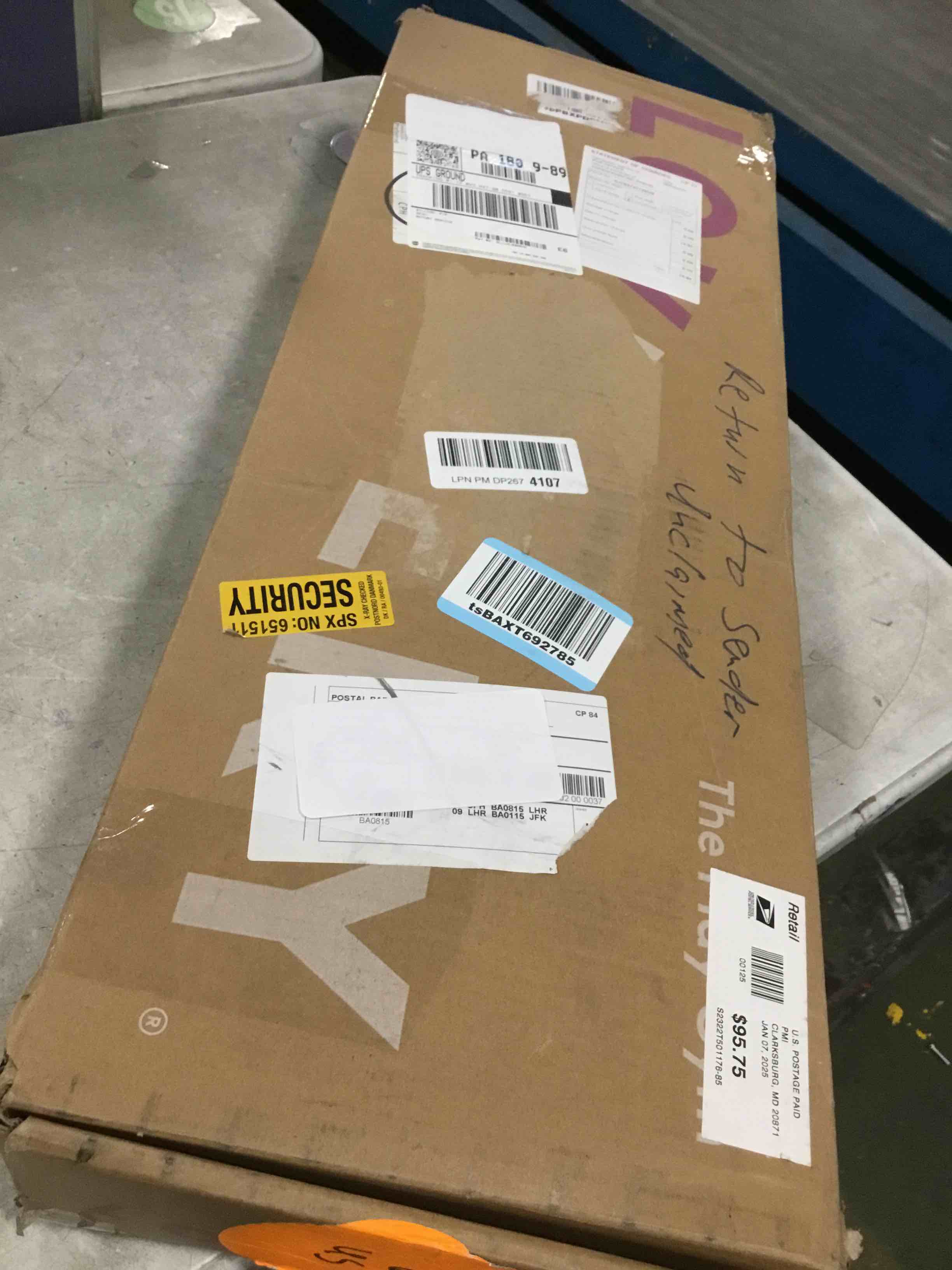 https://s3.amazonaws.com/lotting-images-prod/bidfta/PNK2199309_1743684105219.jpeg