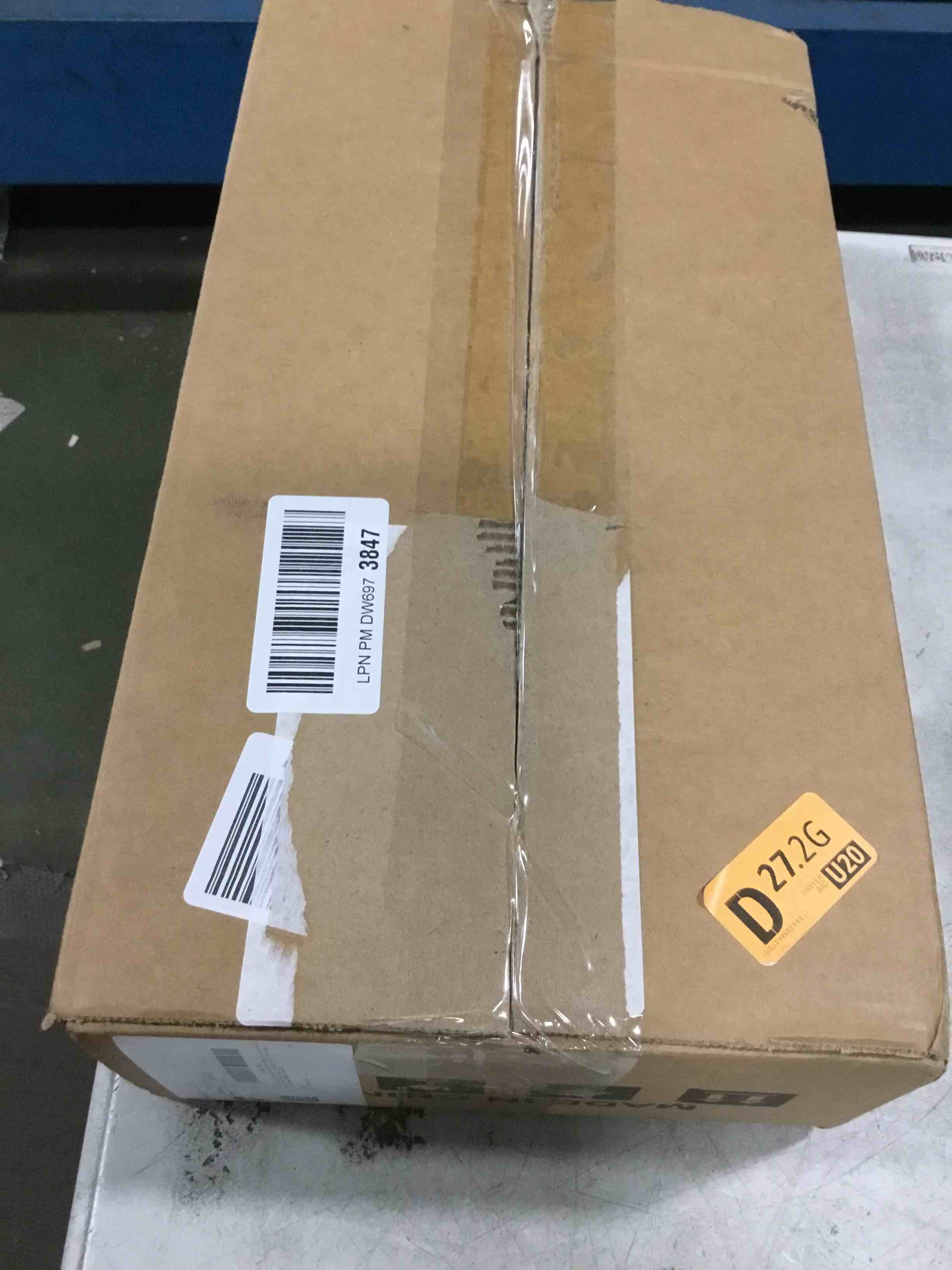 https://s3.amazonaws.com/lotting-images-prod/bidfta/PNK2199700_1743791974535.jpeg
