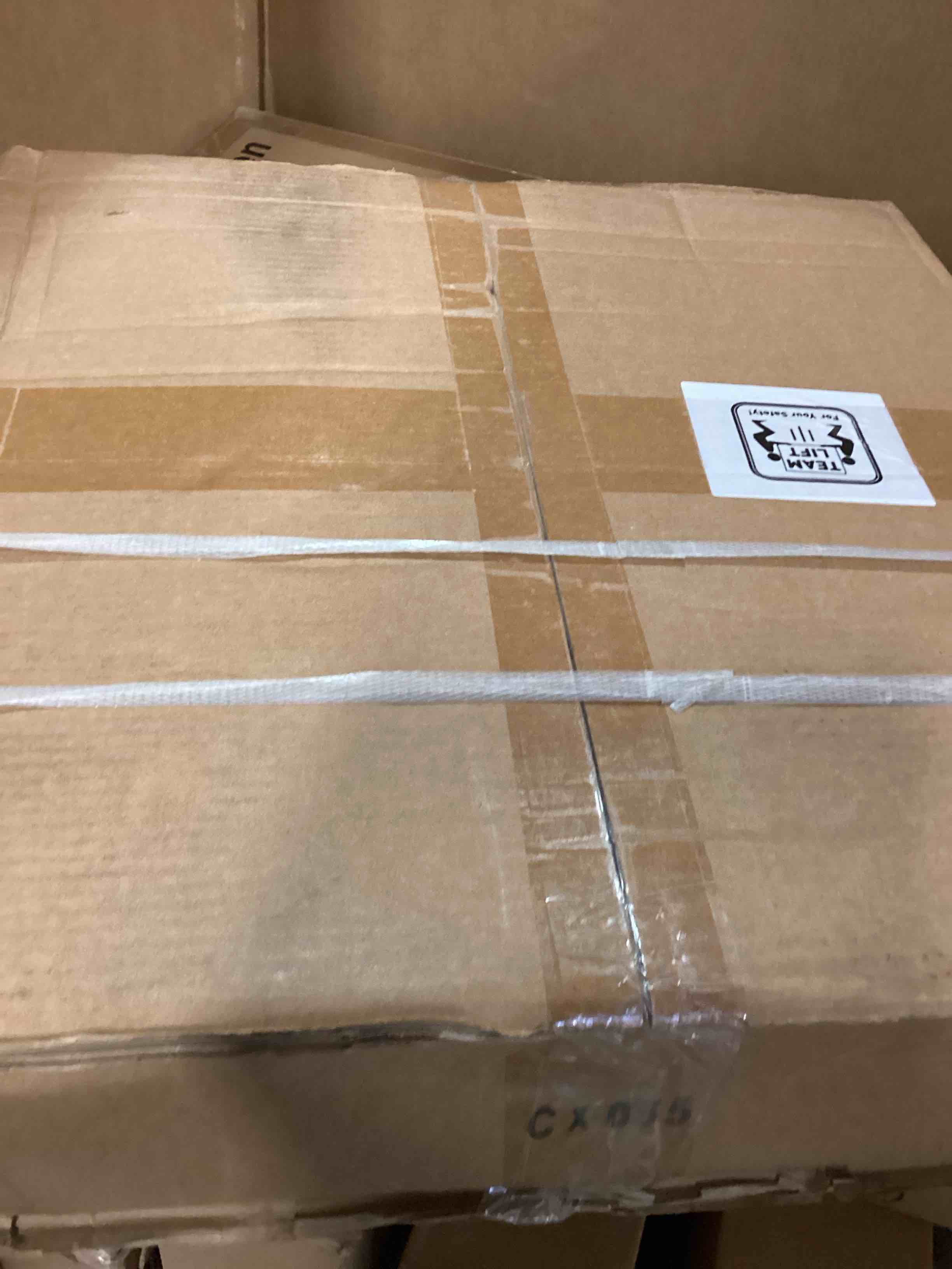 https://s3.amazonaws.com/lotting-images-prod/bidfta/PNK2200187_1741008004070.jpeg