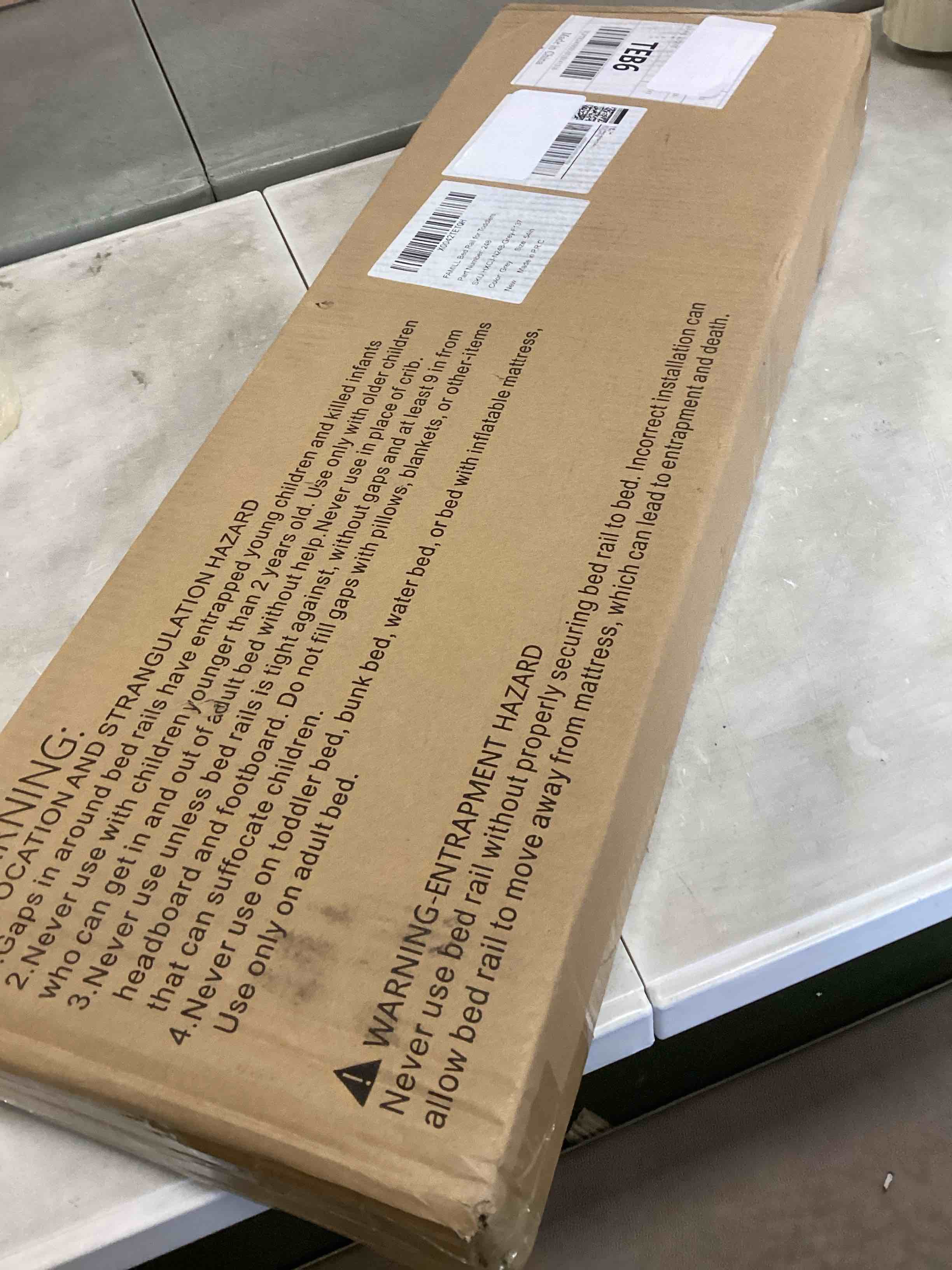 https://s3.amazonaws.com/lotting-images-prod/bidfta/PNK2200256_1741018660178.jpeg