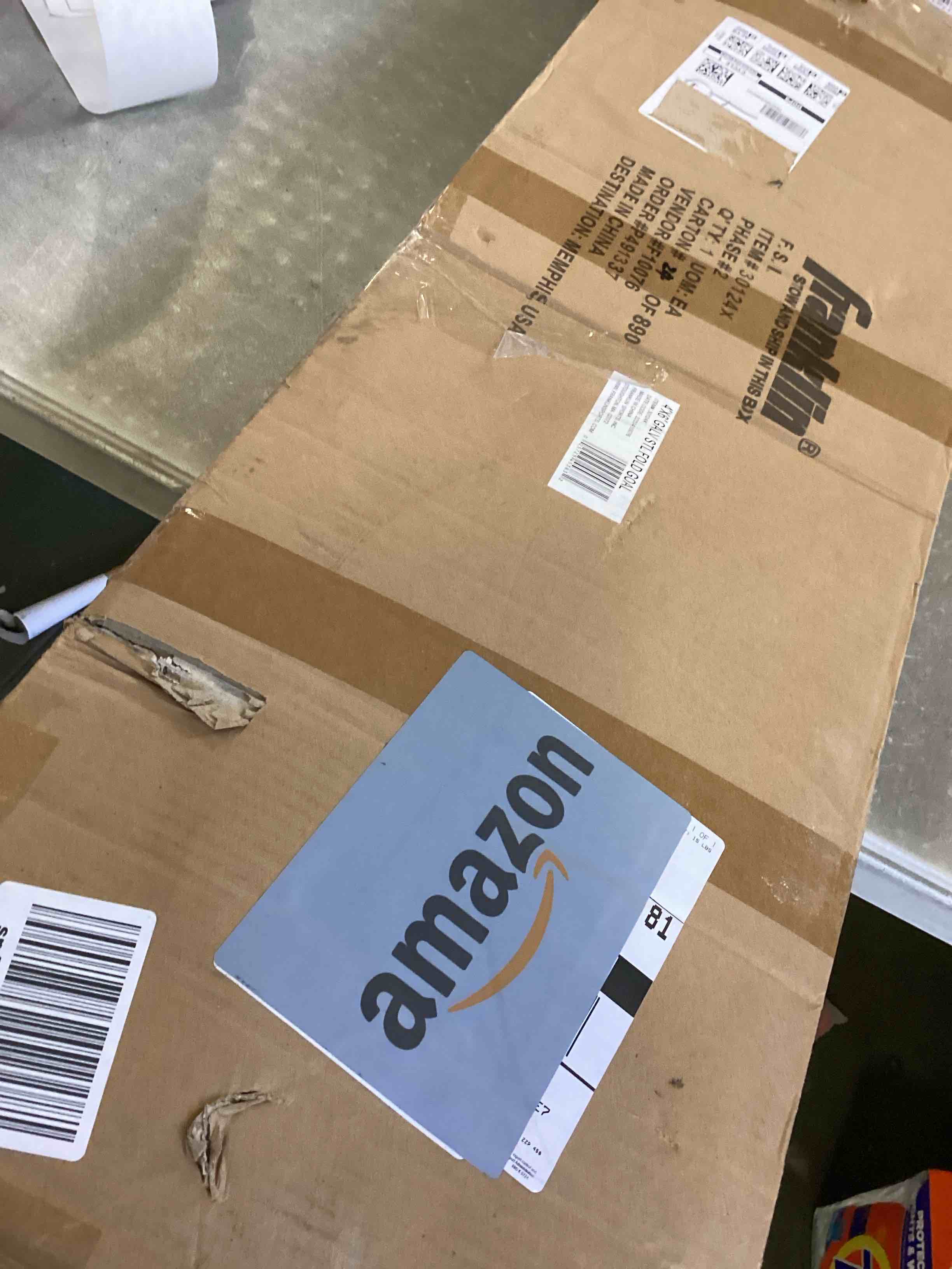https://s3.amazonaws.com/lotting-images-prod/bidfta/PNK2200615_1741290473863.jpeg