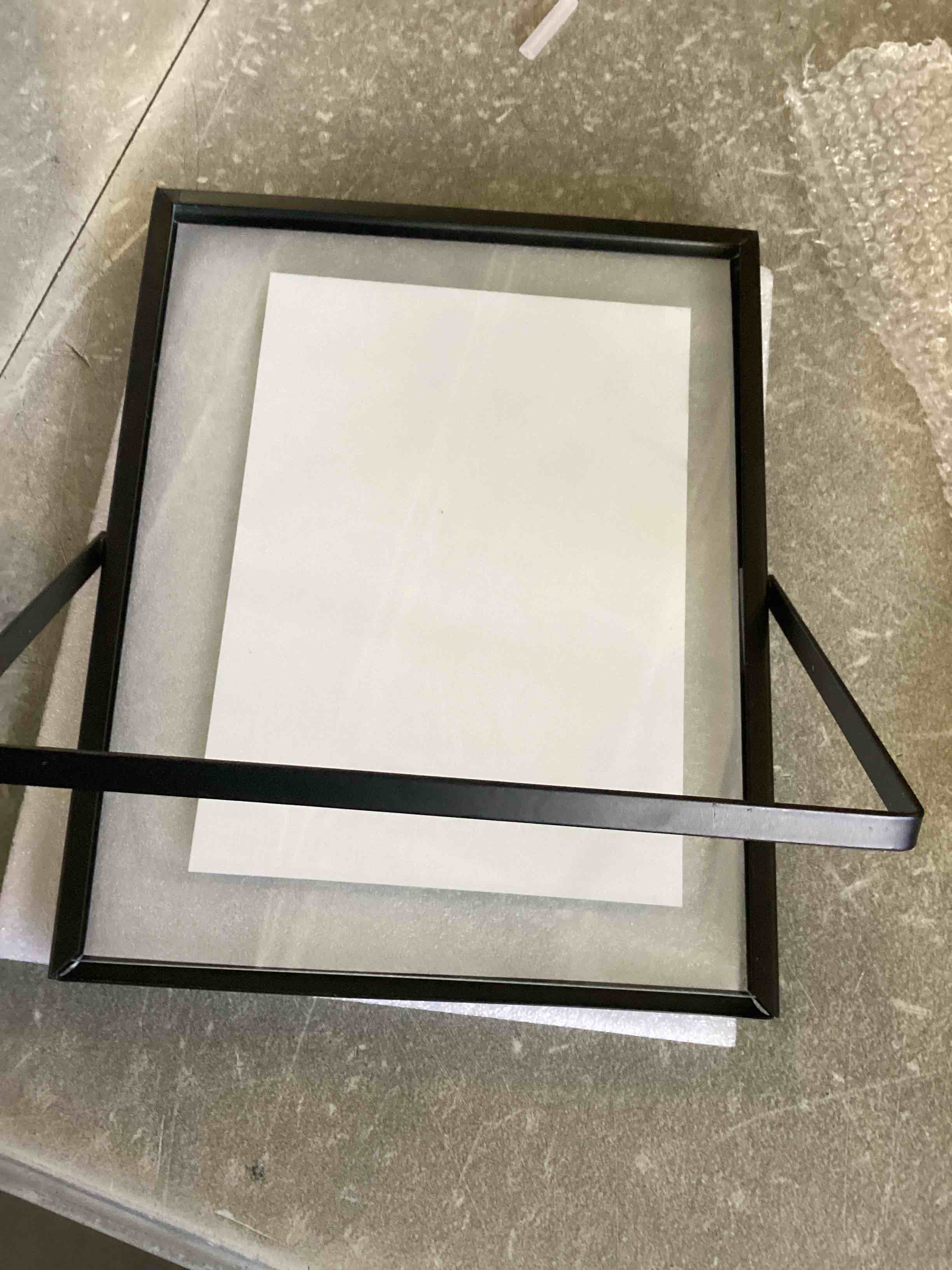 https://s3.amazonaws.com/lotting-images-prod/bidfta/PNK2201995_1742841498313.jpeg