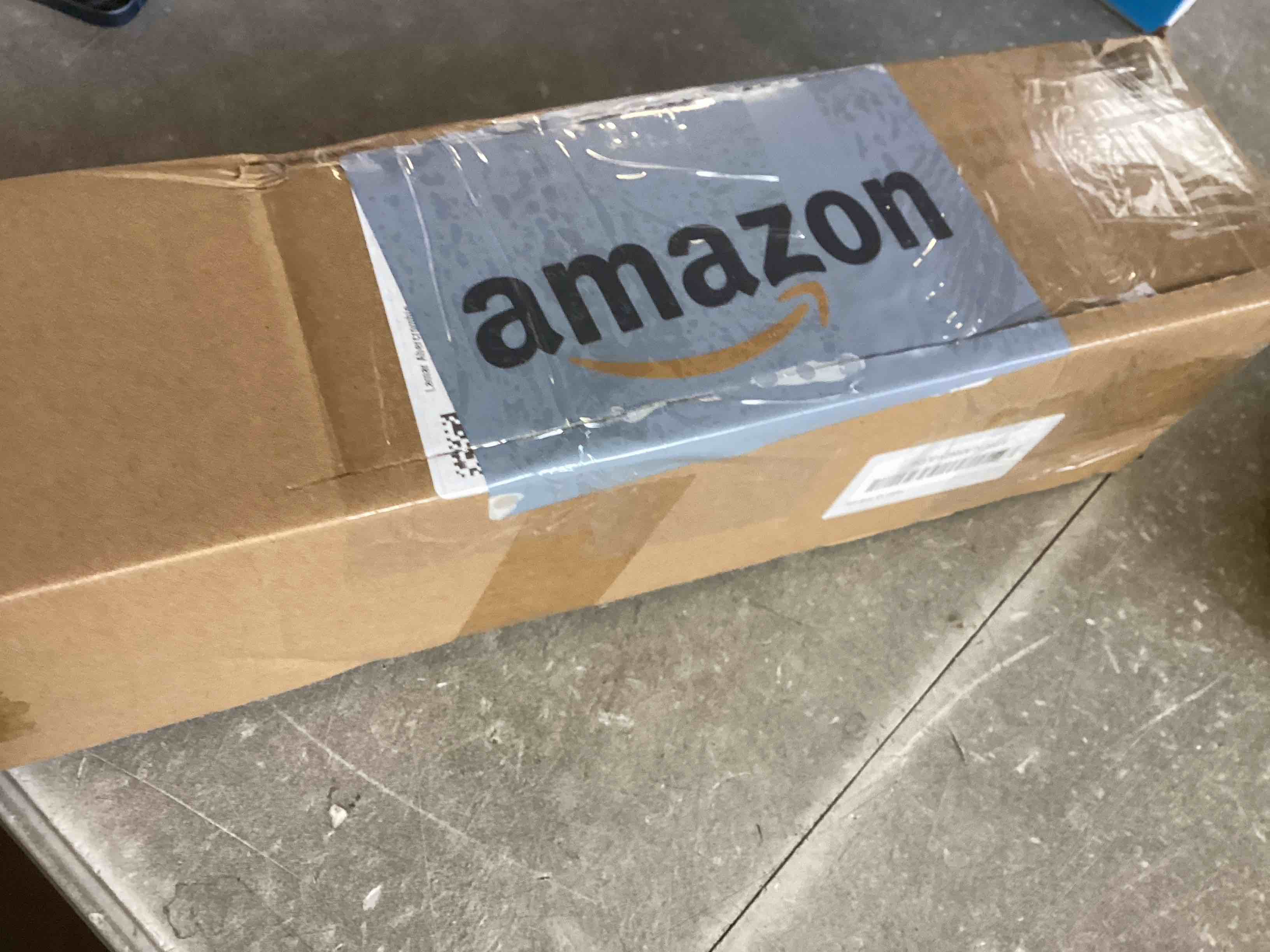 https://s3.amazonaws.com/lotting-images-prod/bidfta/PNK2202442_1743181842255.jpeg