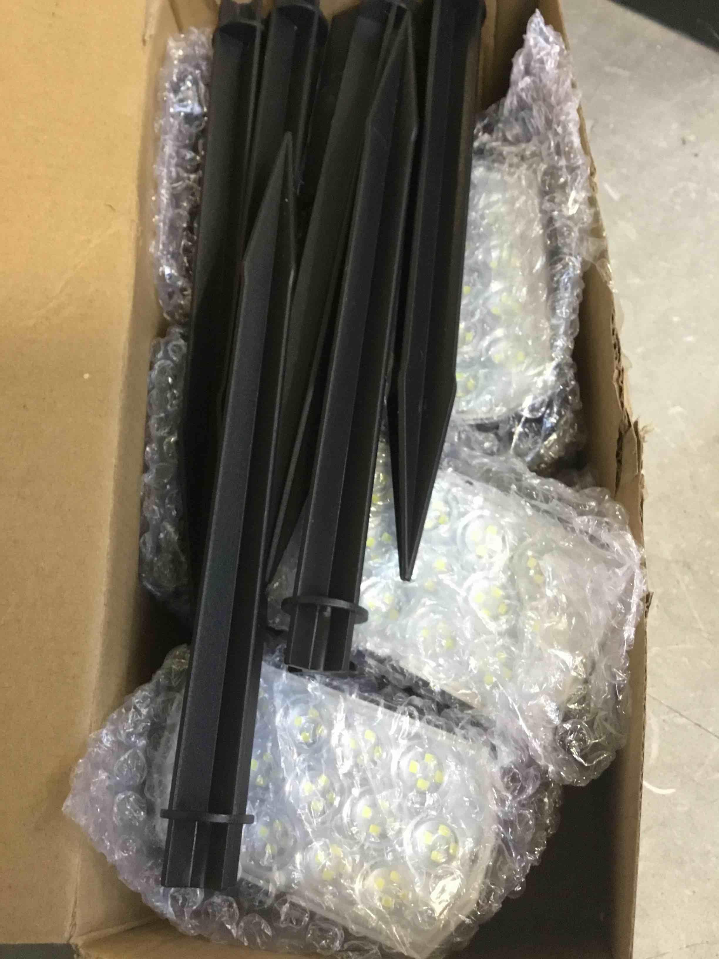 https://s3.amazonaws.com/lotting-images-prod/bidfta/PNK2204445_1742328940054.jpeg