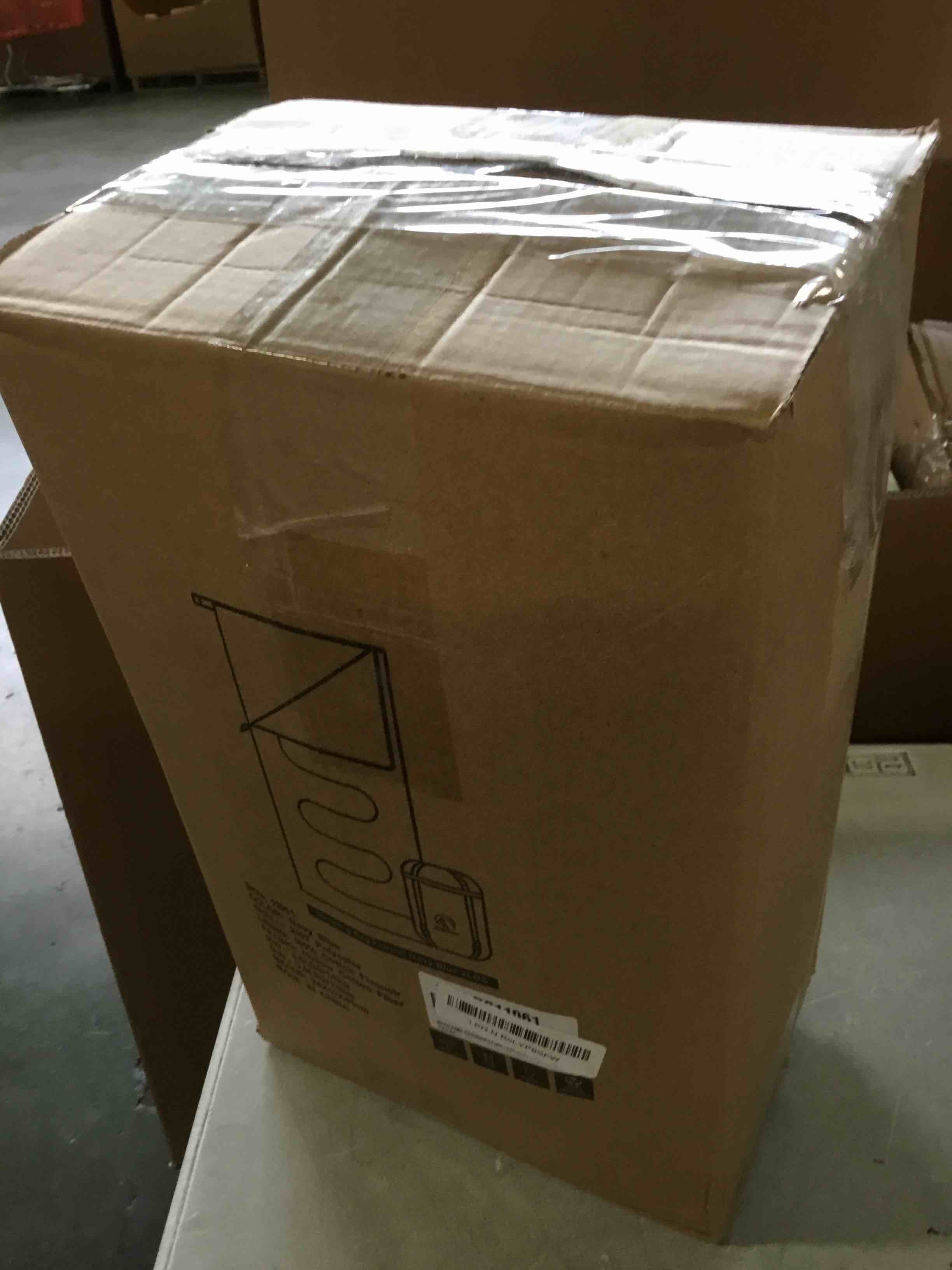 https://s3.amazonaws.com/lotting-images-prod/bidfta/PNK2204519_1742398698448.jpeg