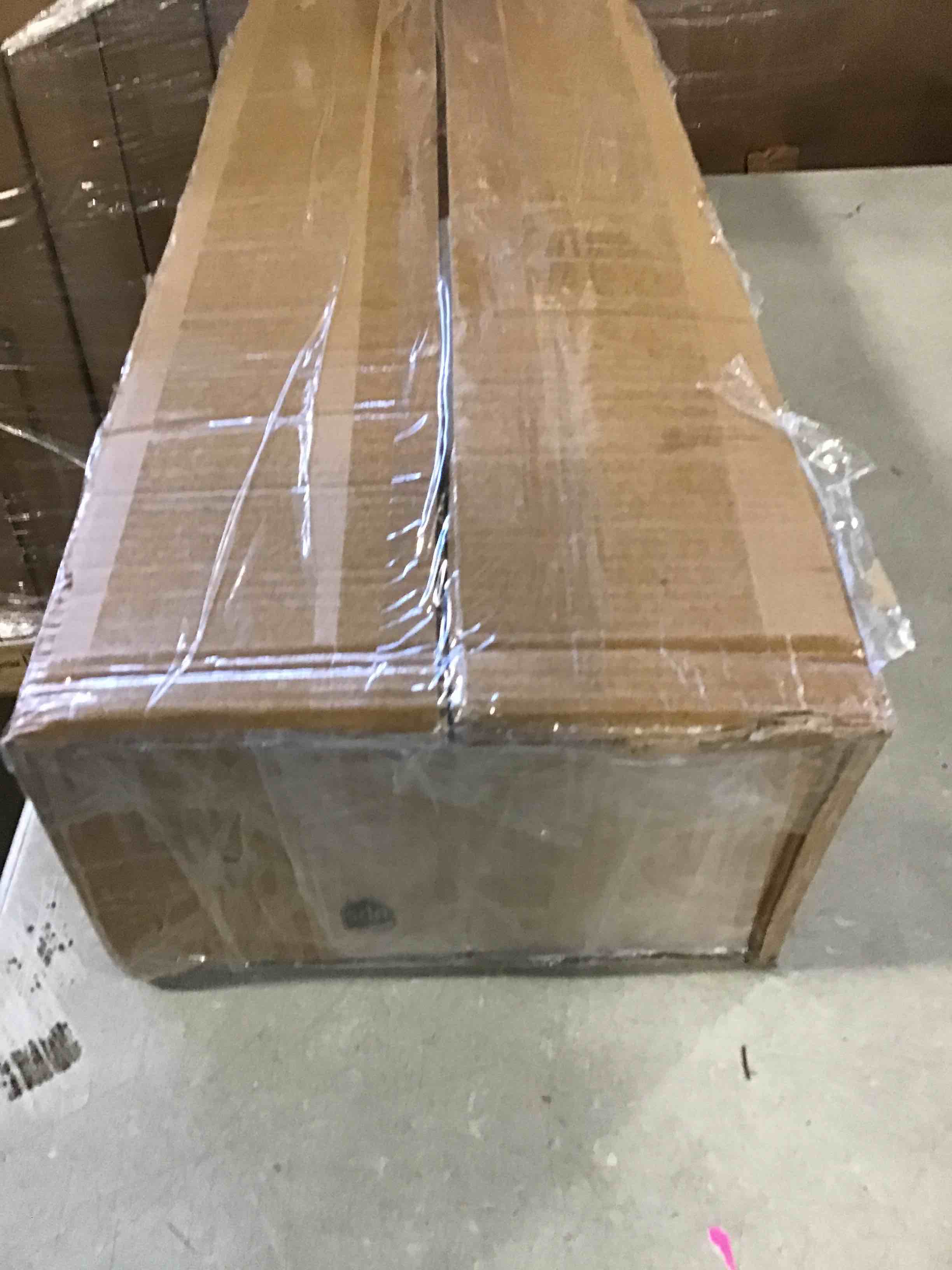 https://s3.amazonaws.com/lotting-images-prod/bidfta/PNK2204791_1742563542176.jpeg
