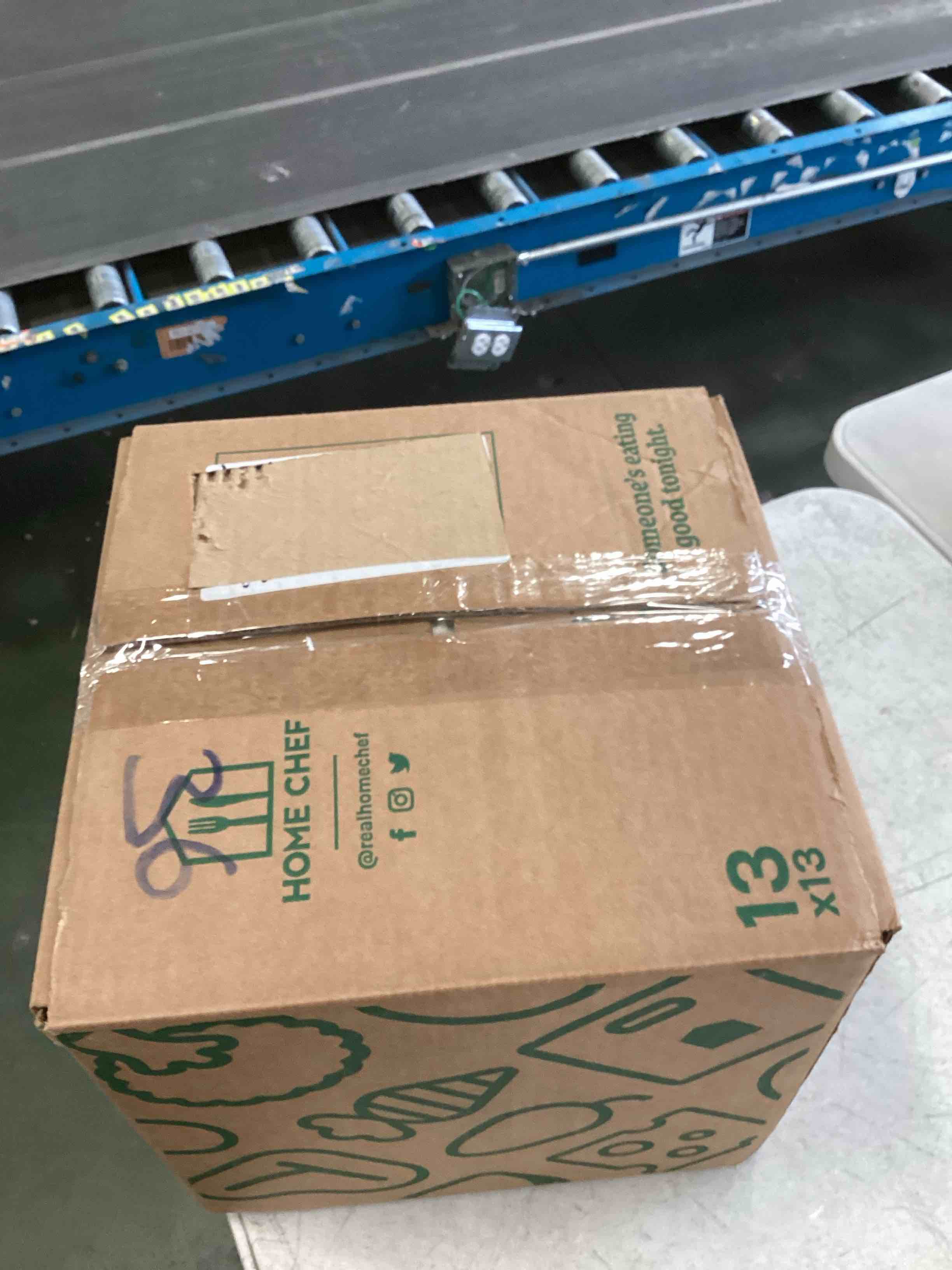 https://s3.amazonaws.com/lotting-images-prod/bidfta/PNK2206566_1741805560507.jpeg