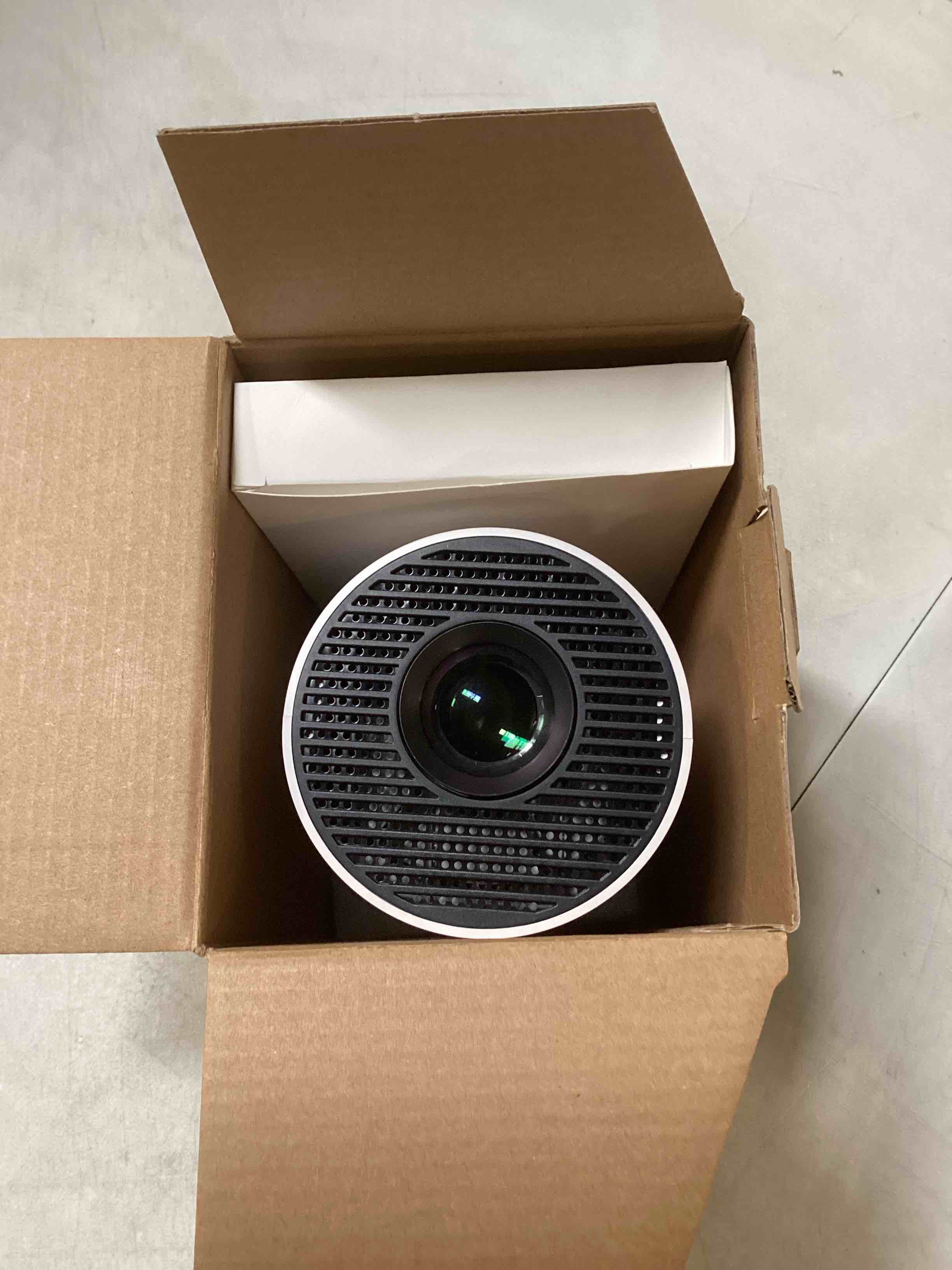 https://s3.amazonaws.com/lotting-images-prod/bidfta/PNK2207299_1742326590509.jpeg