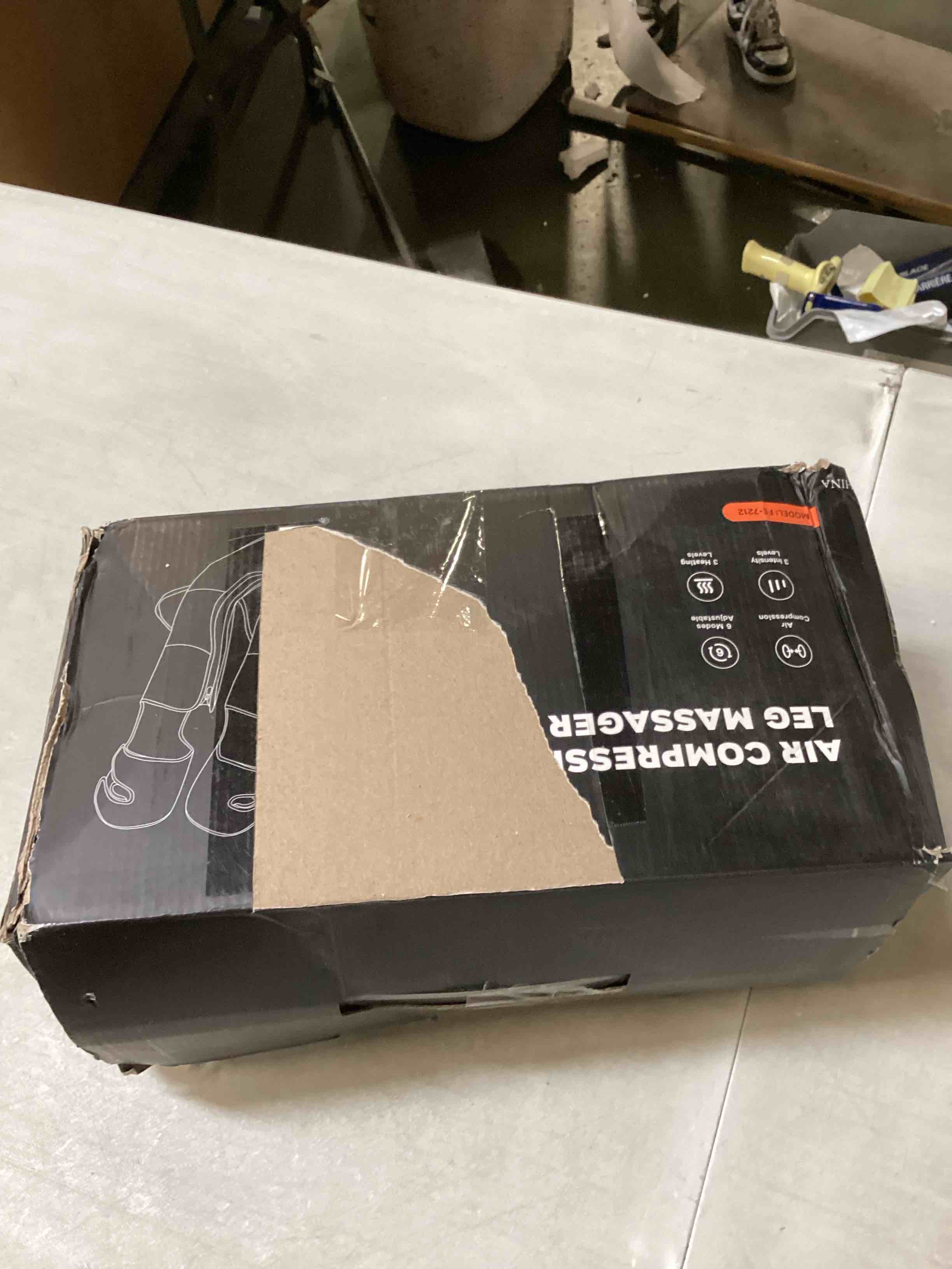 https://s3.amazonaws.com/lotting-images-prod/bidfta/PNK2207479_1742405018920.jpeg
