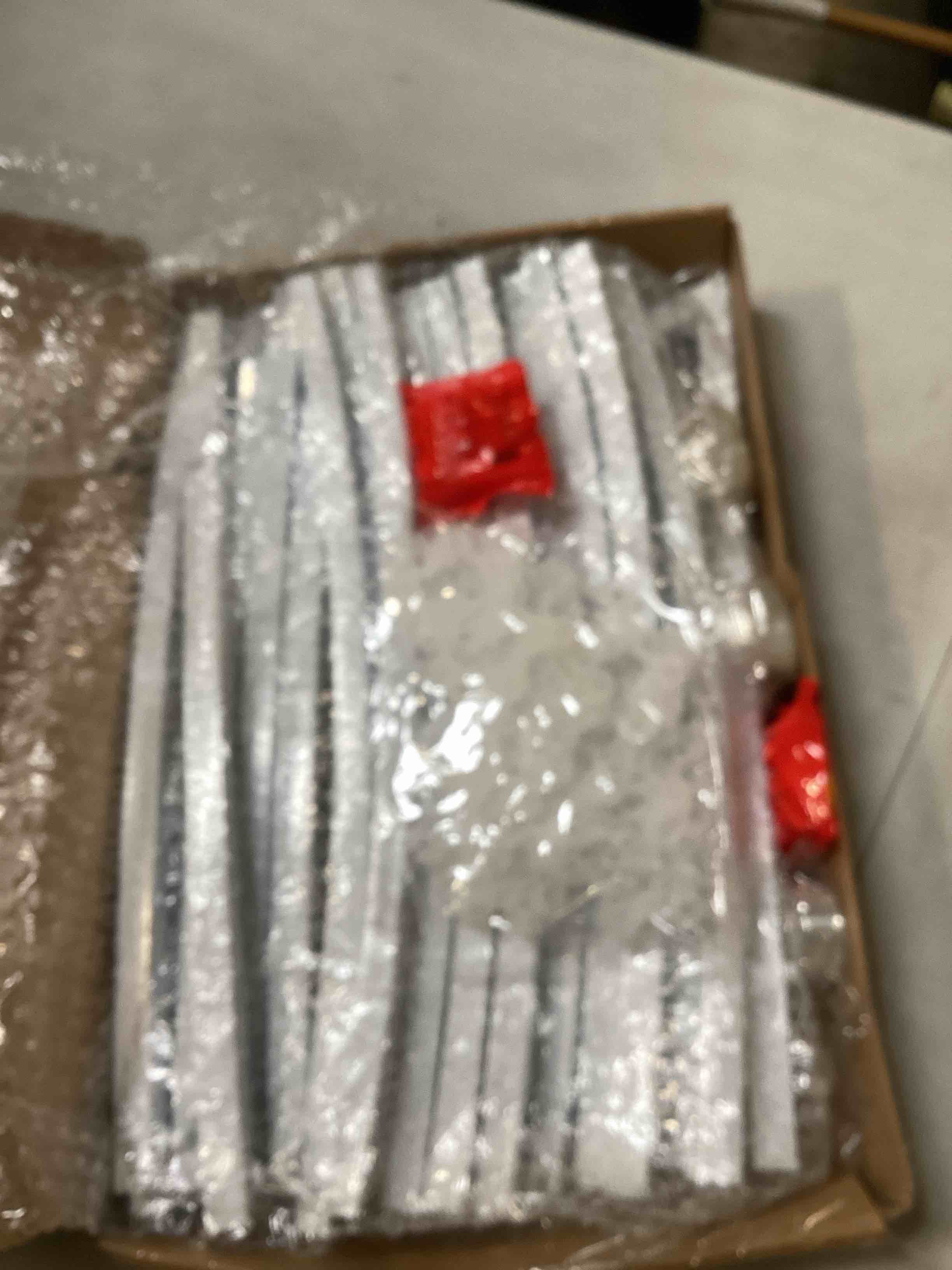 https://s3.amazonaws.com/lotting-images-prod/bidfta/PNK2207517_1742410626370.jpeg