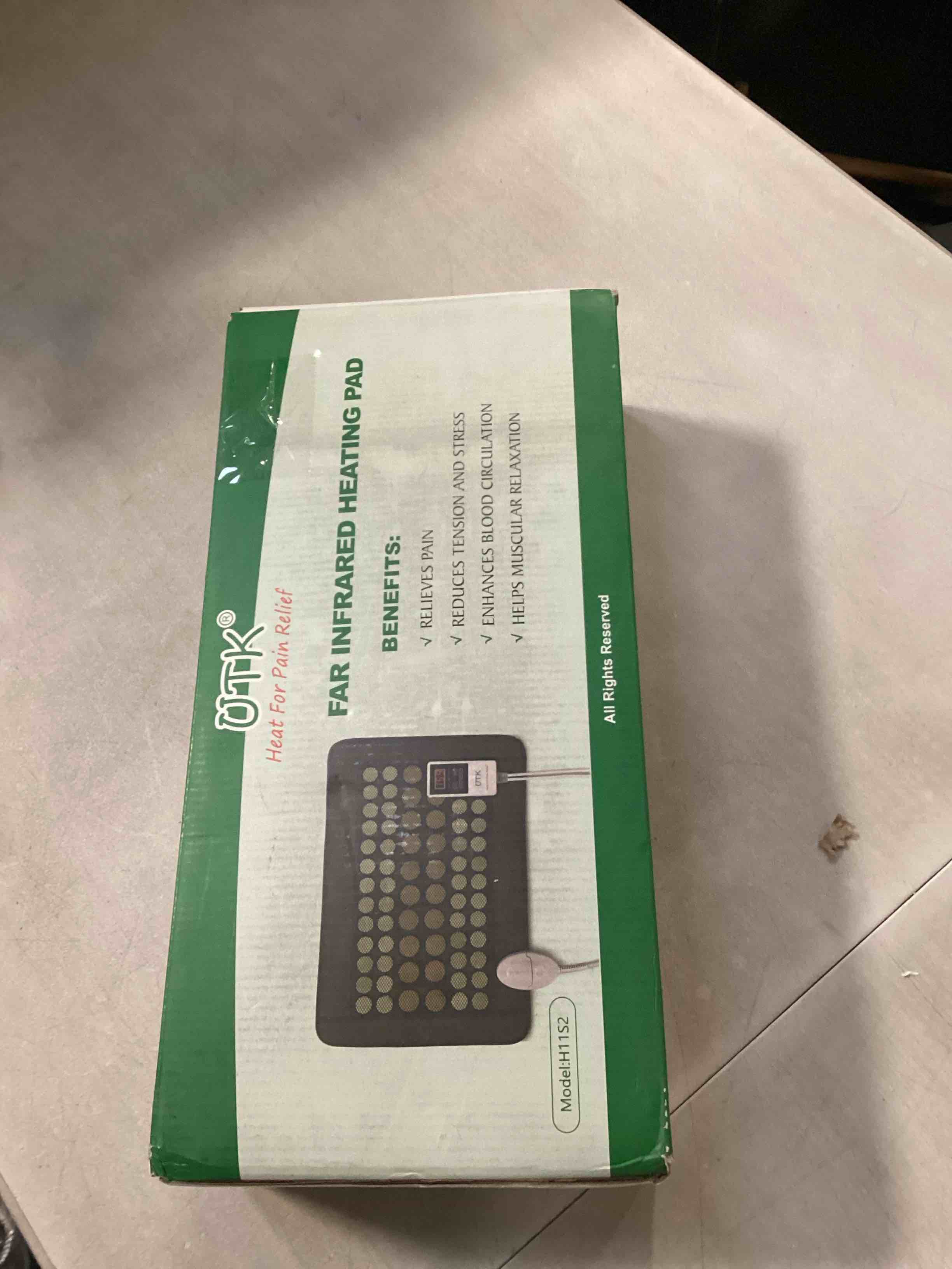 https://s3.amazonaws.com/lotting-images-prod/bidfta/PNK2207578_1742474204347.jpeg