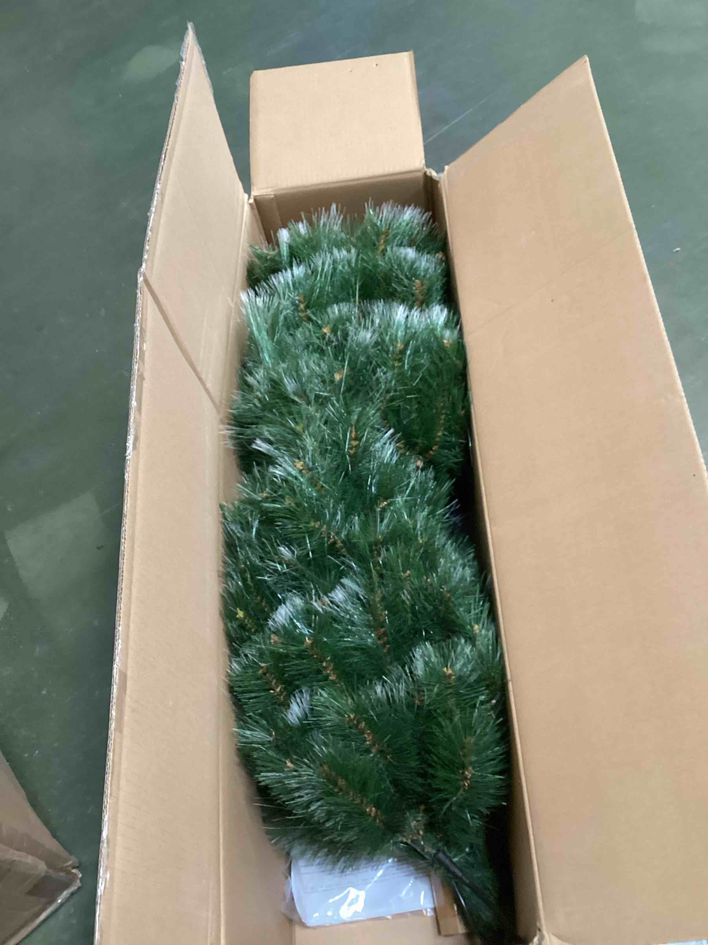 https://s3.amazonaws.com/lotting-images-prod/bidfta/PNK2207922_1742582414269.jpeg