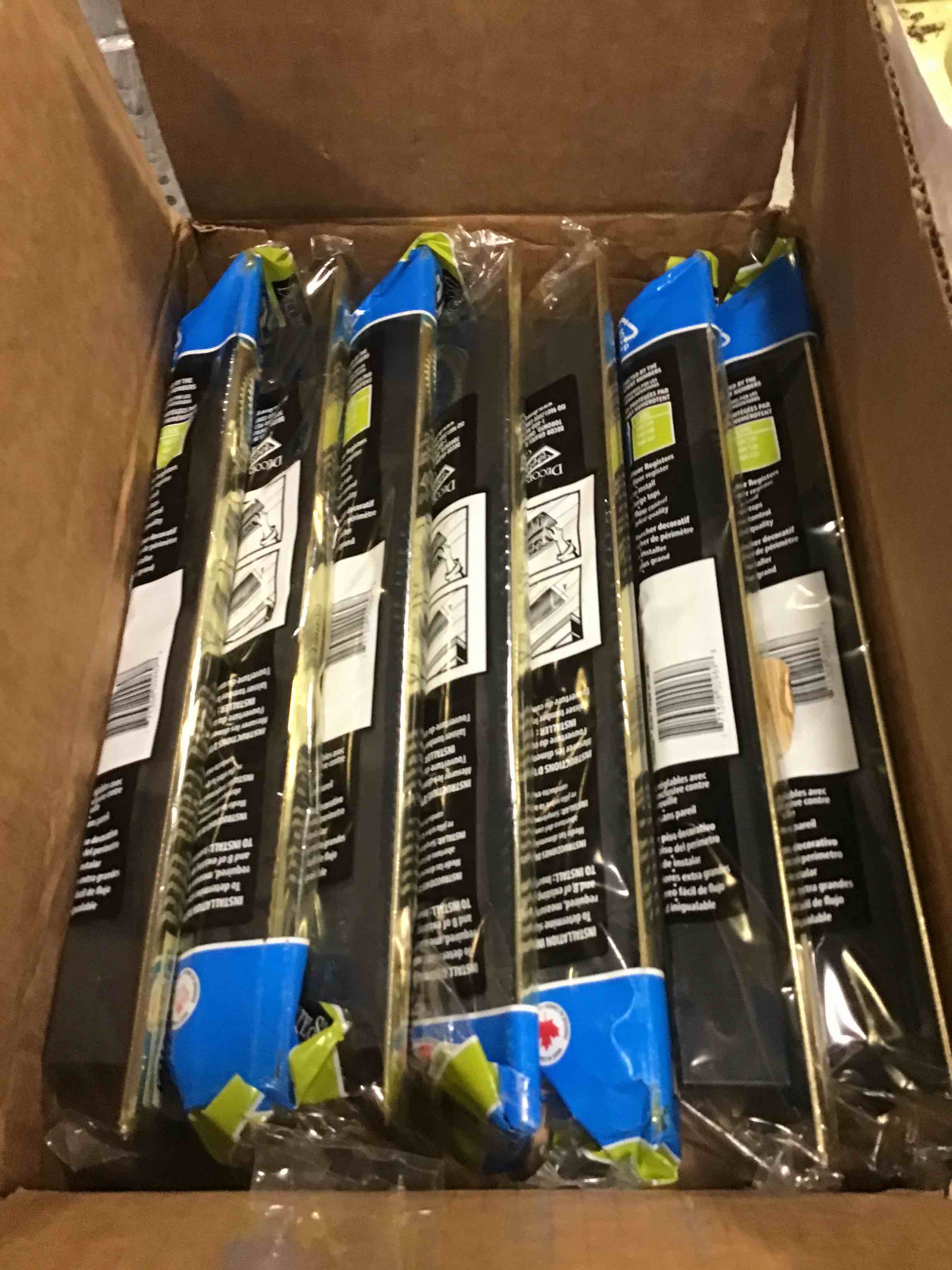 https://s3.amazonaws.com/lotting-images-prod/bidfta/PNK2210465_1741867710862.jpeg