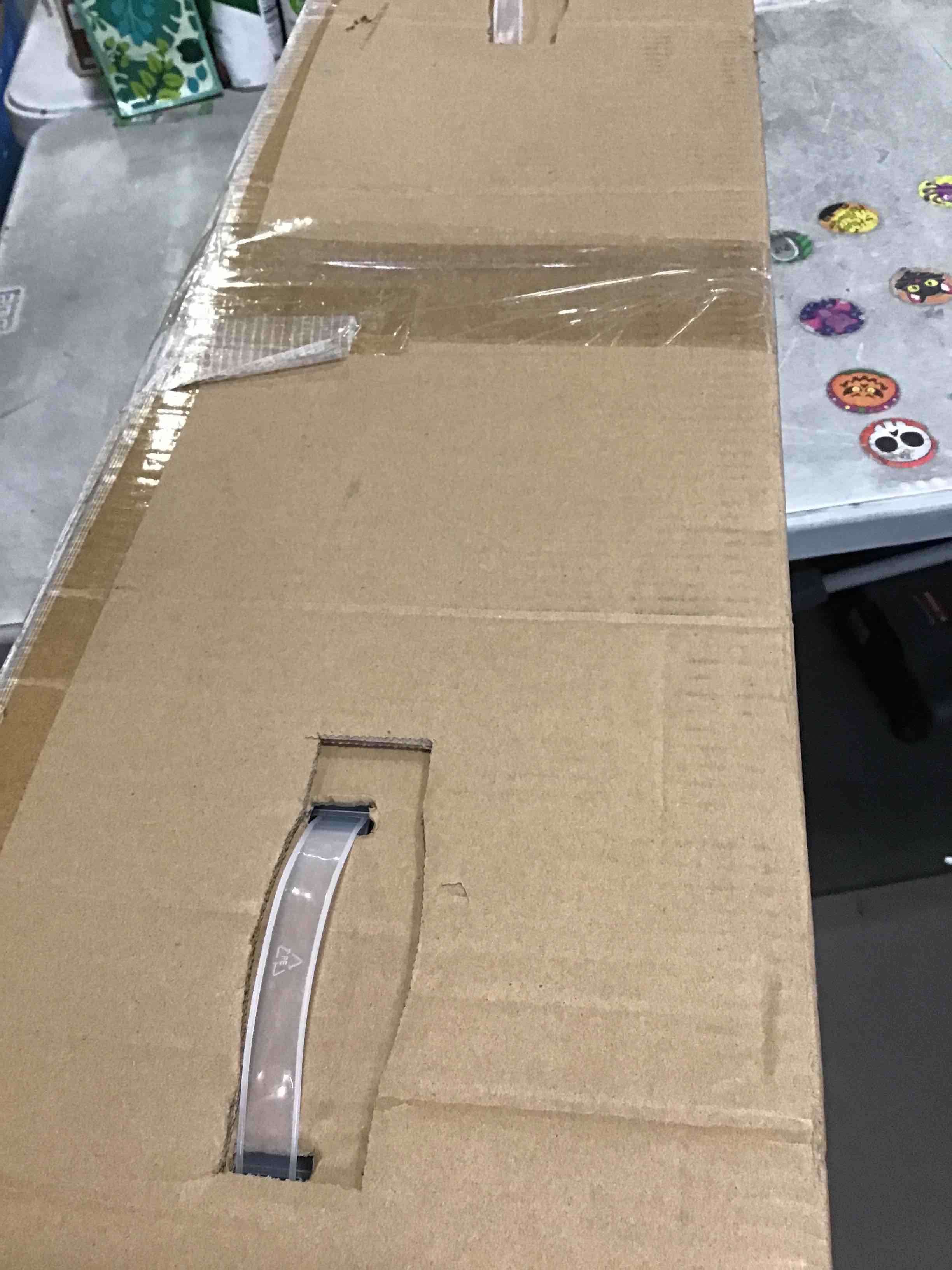 https://s3.amazonaws.com/lotting-images-prod/bidfta/PNK2210572_1741886450624.jpeg